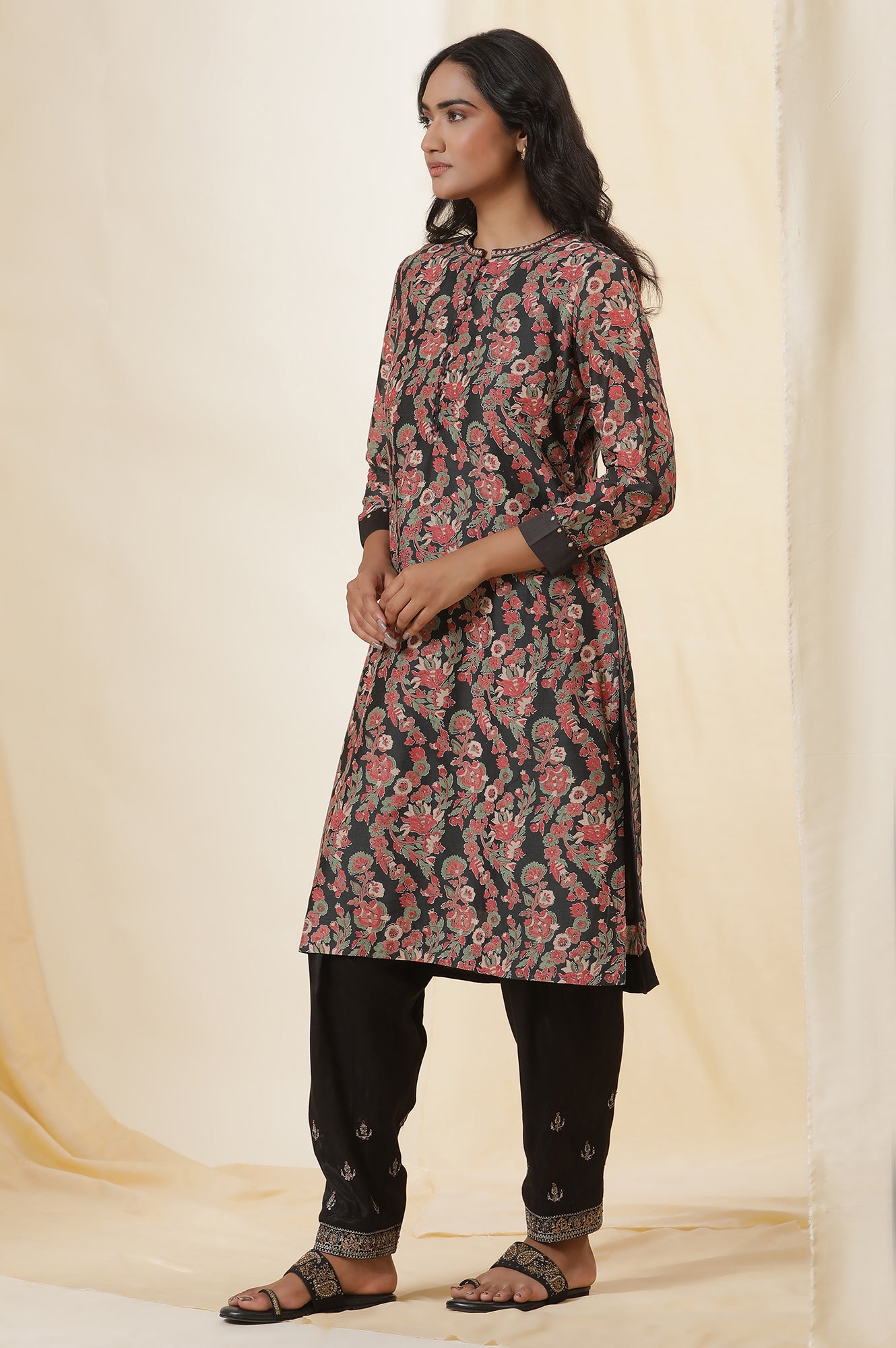 Buy Black Shiny Chanderi Kurta In Multicoloured Block Print @ 4299