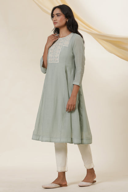 Pastel Green Applique Work Kurta In Silk Chanderi