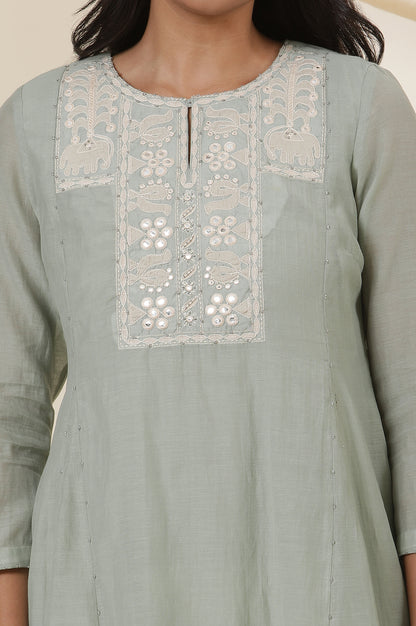 Pastel Green Applique Work Kurta In Silk Chanderi