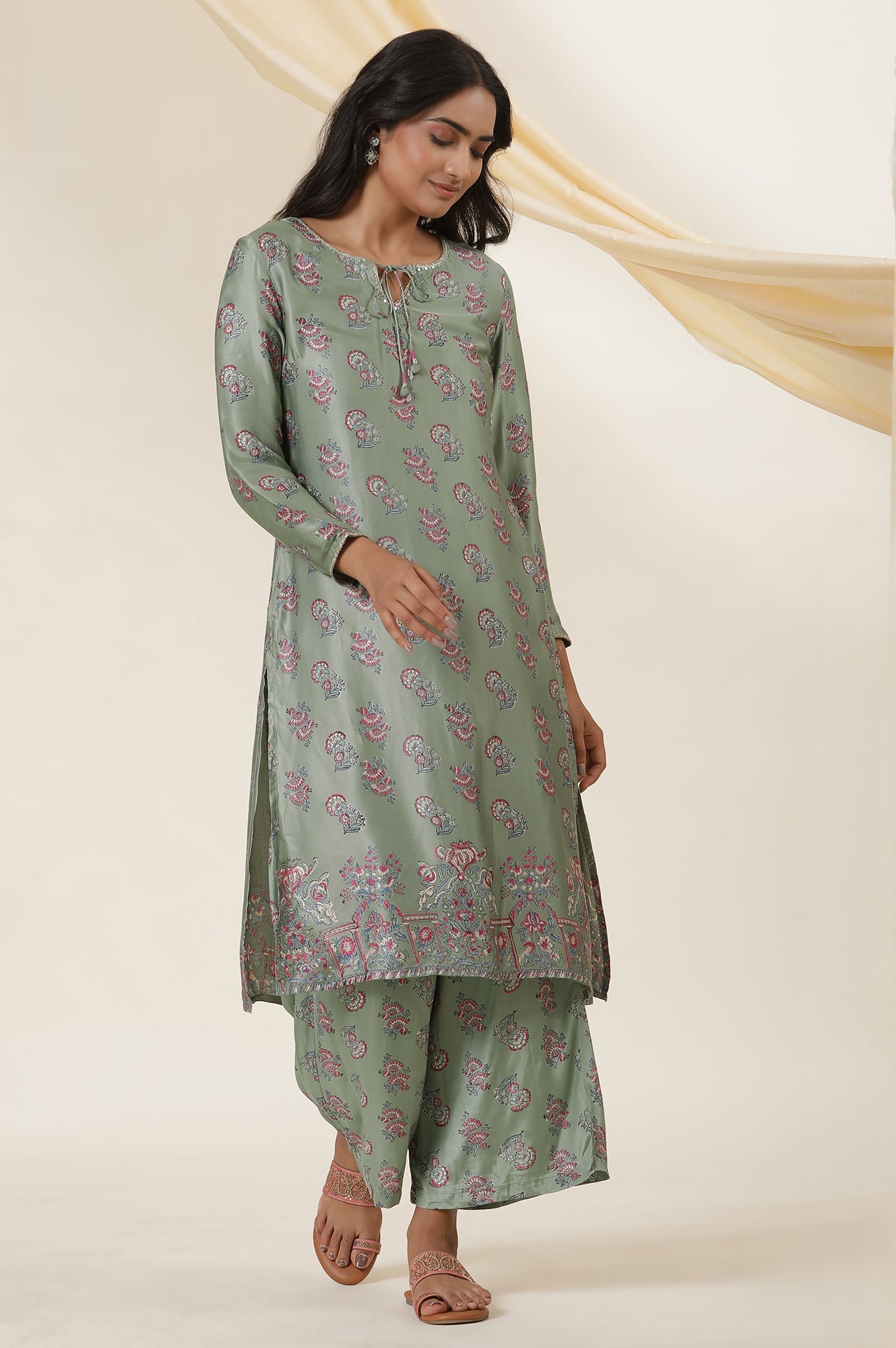 Green Block Printed Kurta In Lustrous Satin