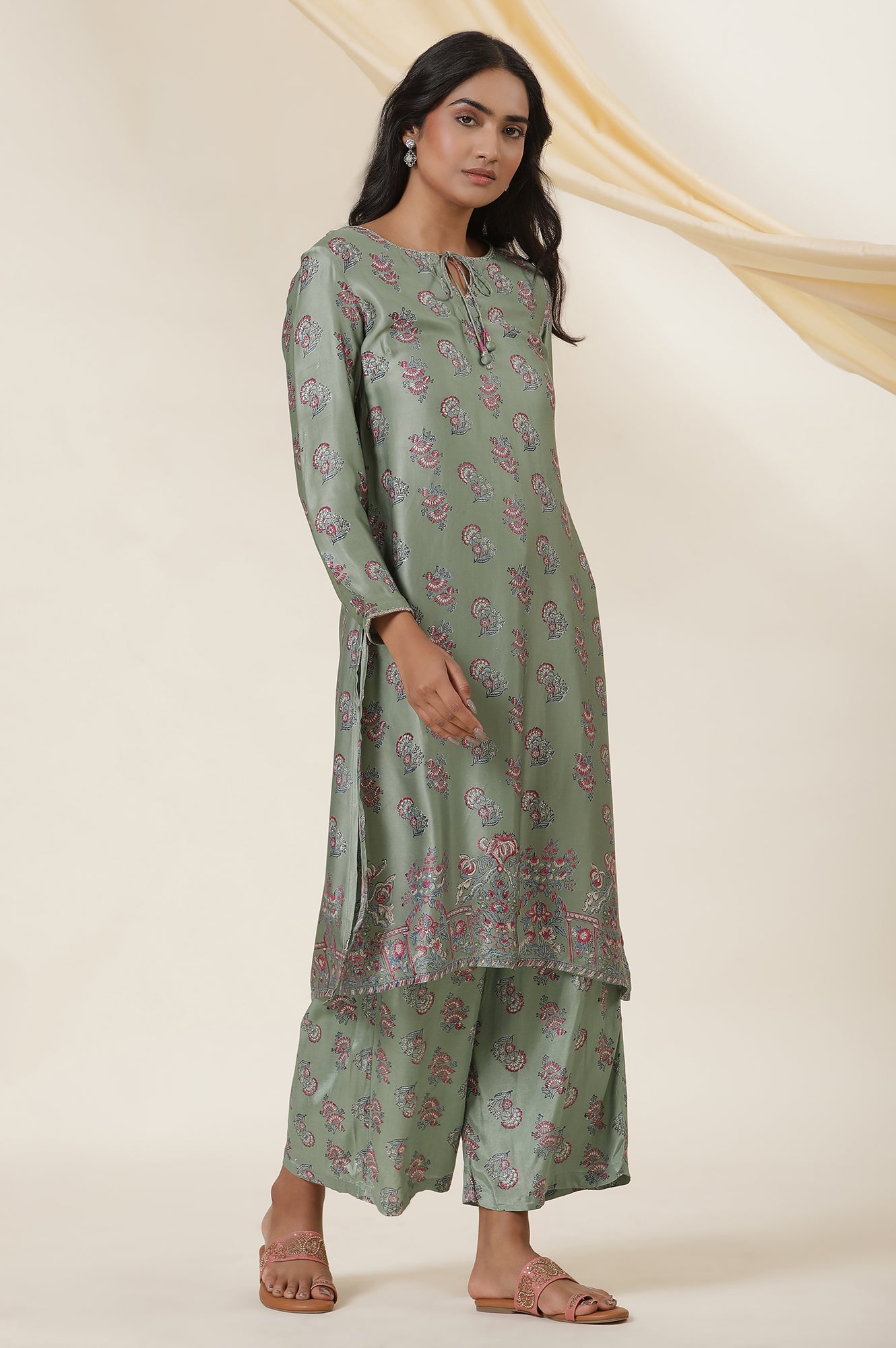 Green Block Printed Kurta In Lustrous Satin