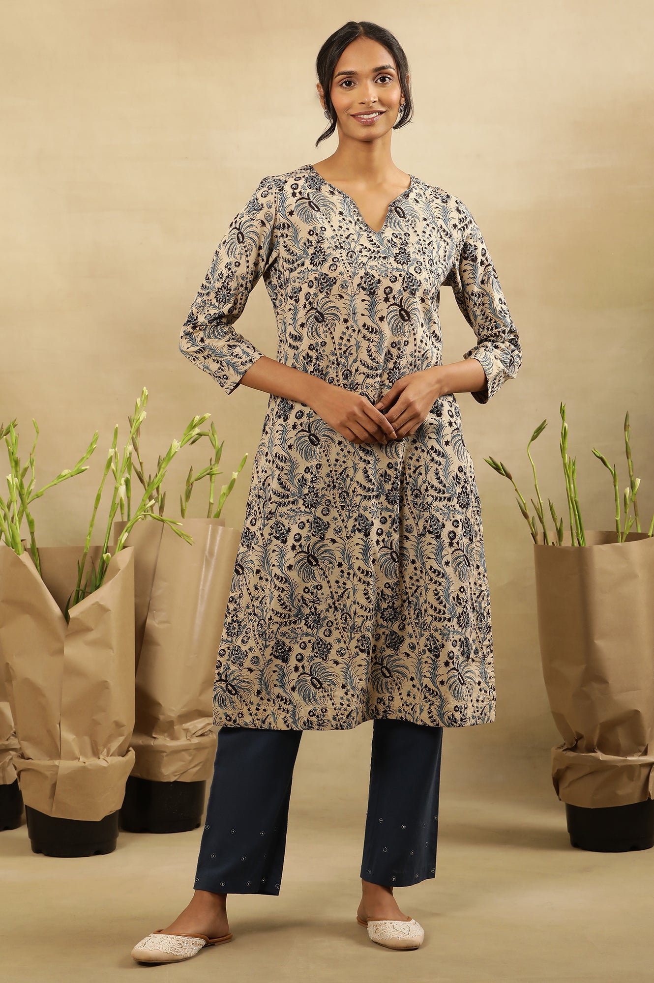 Off-White Dabu Block Printed Kurta In Cotton Voile