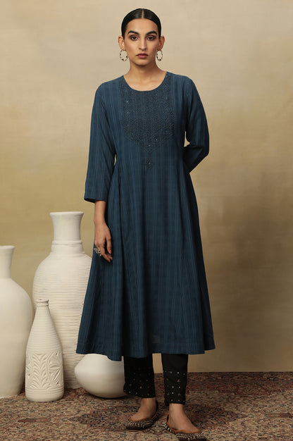 Blue Beadwork Embroidered Kurta In Textured Cotton