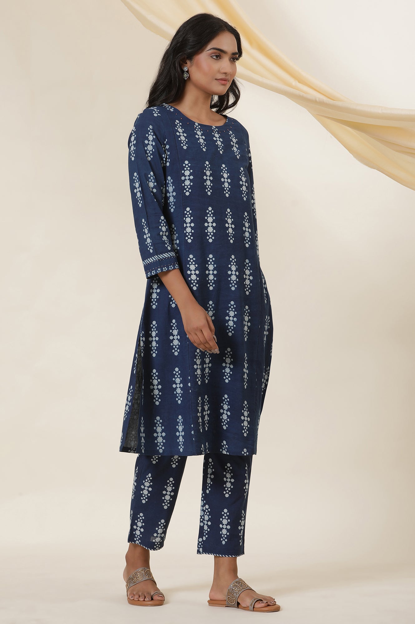 Indigo Buti Block Print Round Neck Kurta