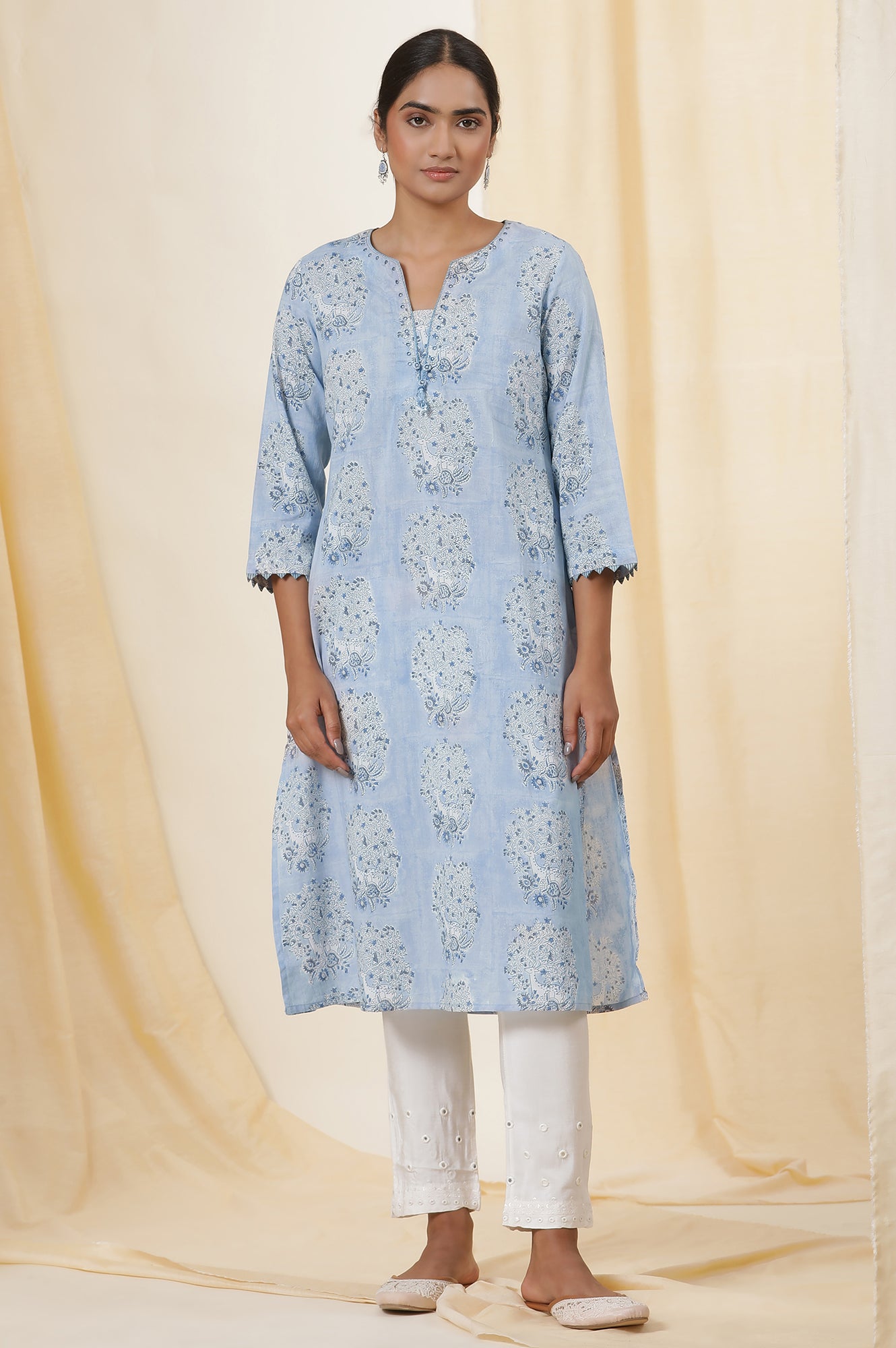 Snow Blue Deer Print V-Neck Kurta