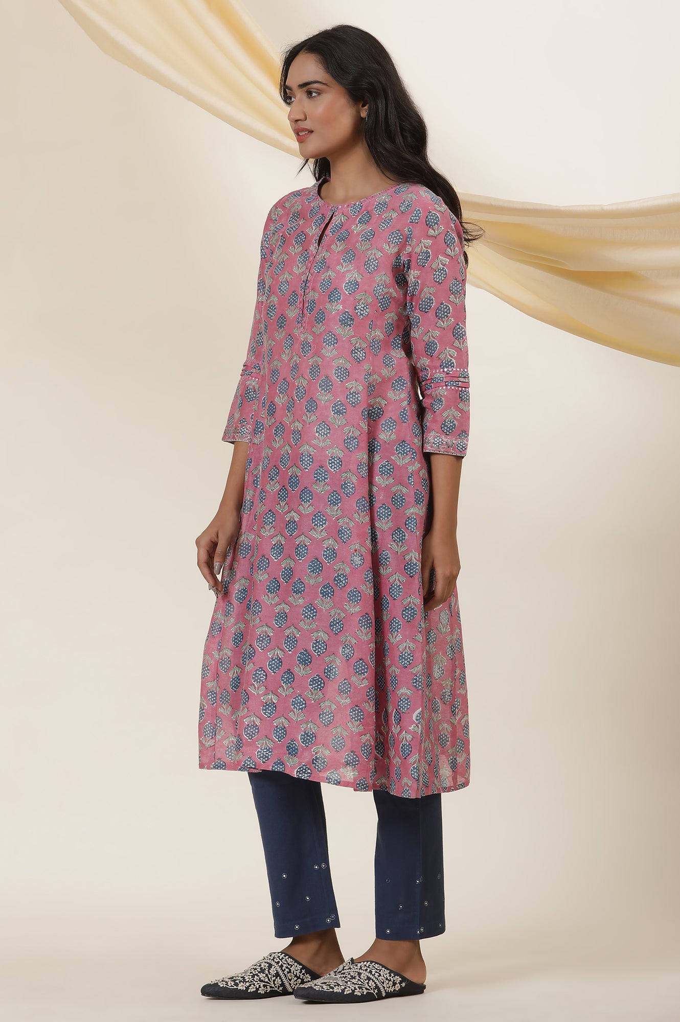 Pink Round Neck Block Print Kurta