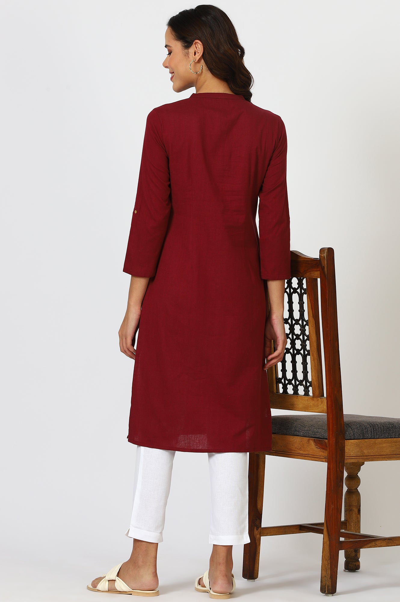 Maroon Mandarin Collar Cotton Blend Straight Kurta