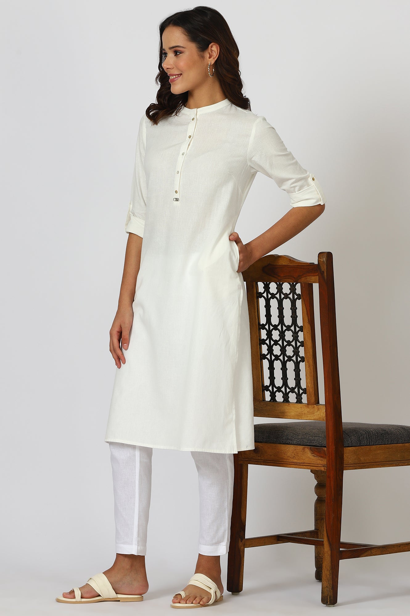 White Mandarin Collar Cotton Blend Straight Kurta