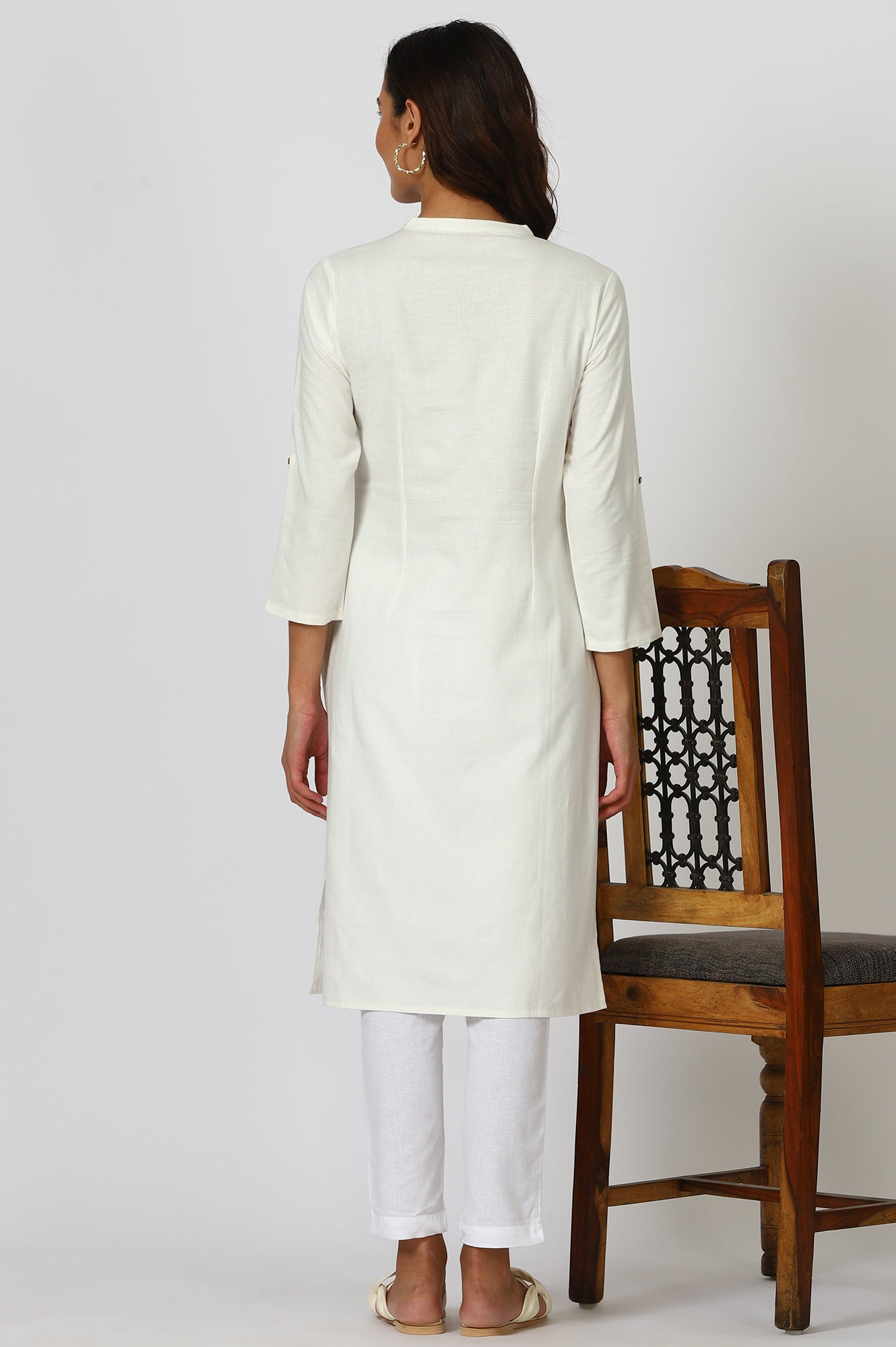 White Mandarin Collar Cotton Blend Straight Kurta