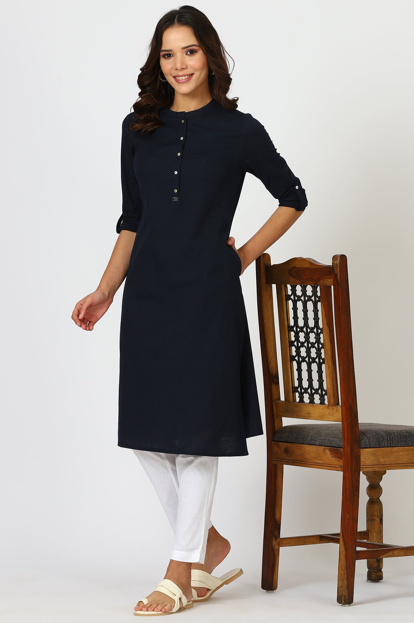 Navy Blue Mandarin Collar Cotton Blend Straight Kurta