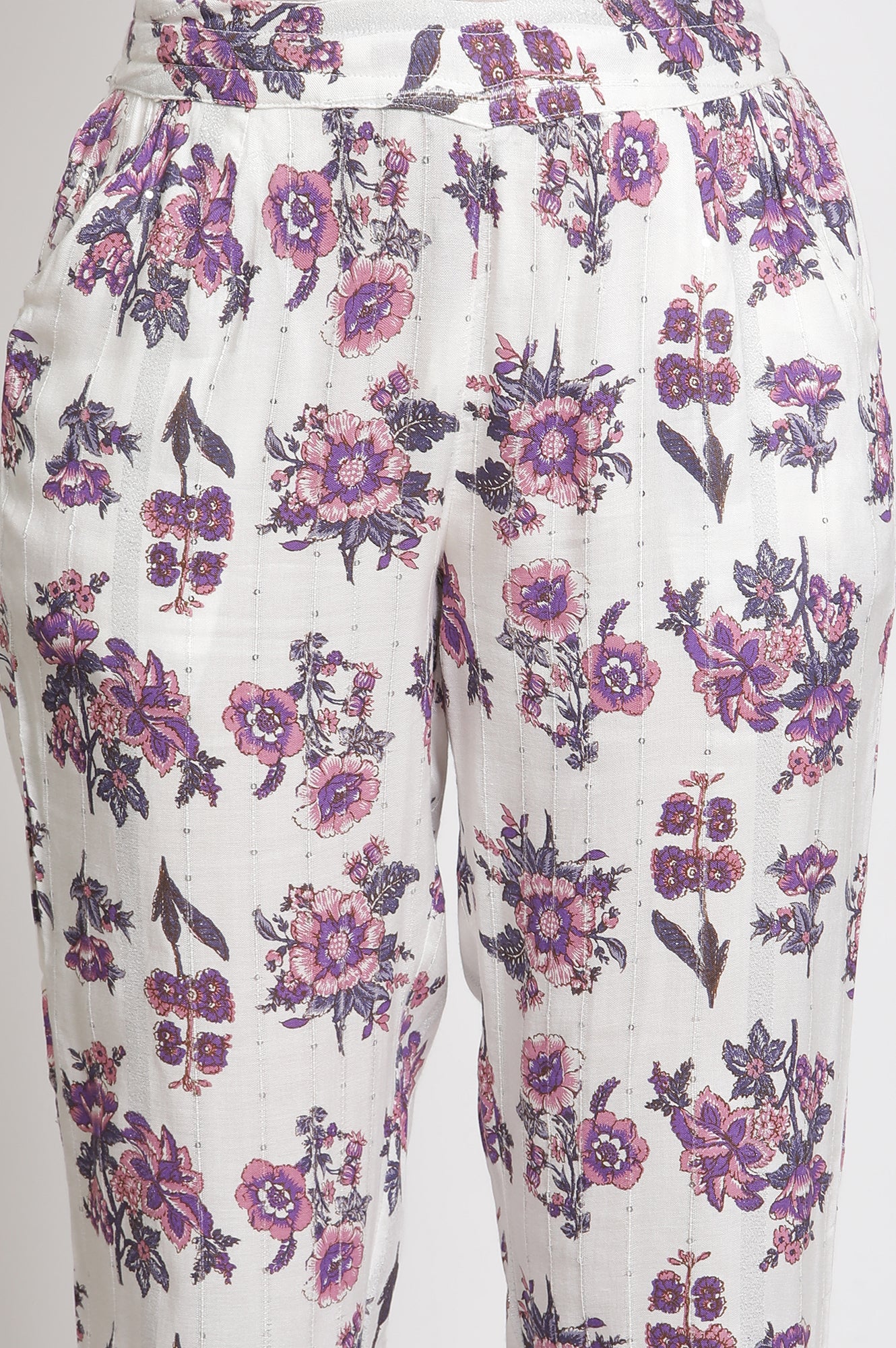 White Straight Floral Printed Kurta And Pants Set