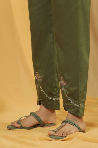 Green Embroidered Kurta, Pants And Organza Dupatta Set