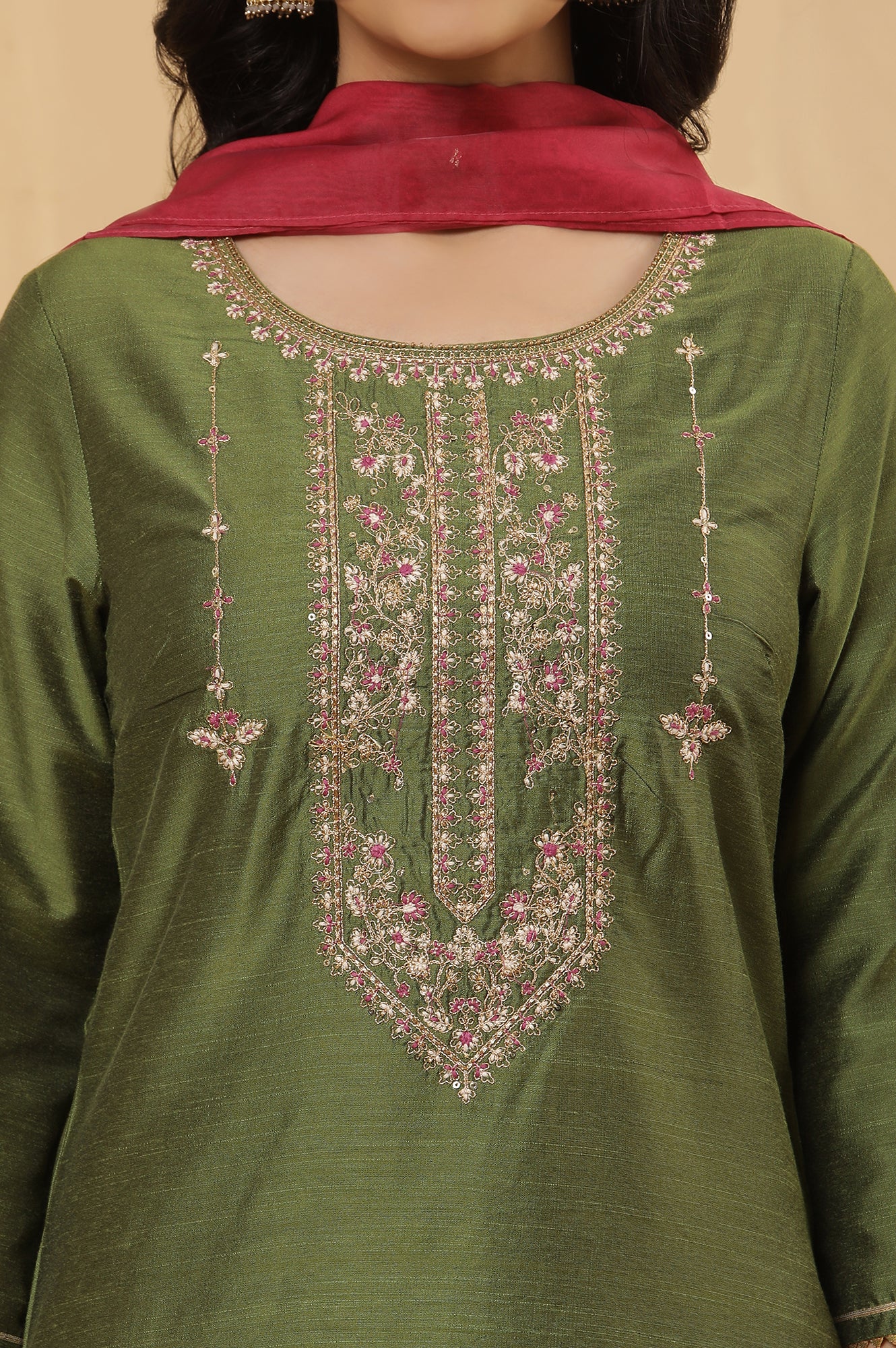 Green Embroidered Kurta, Pants And Organza Dupatta Set