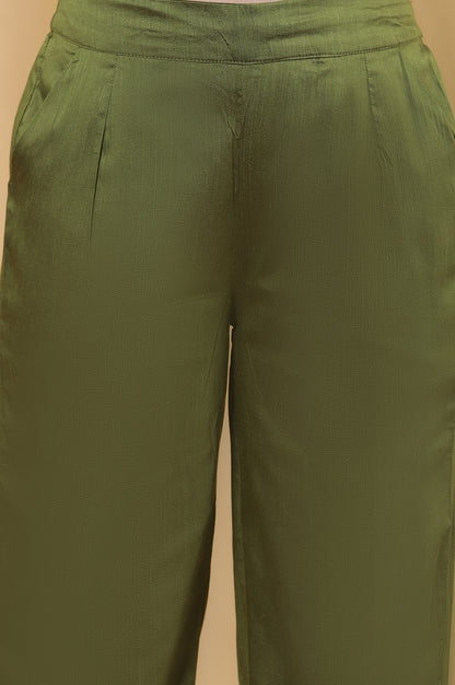 Green Embroidered Kurta, Pants And Organza Dupatta Set