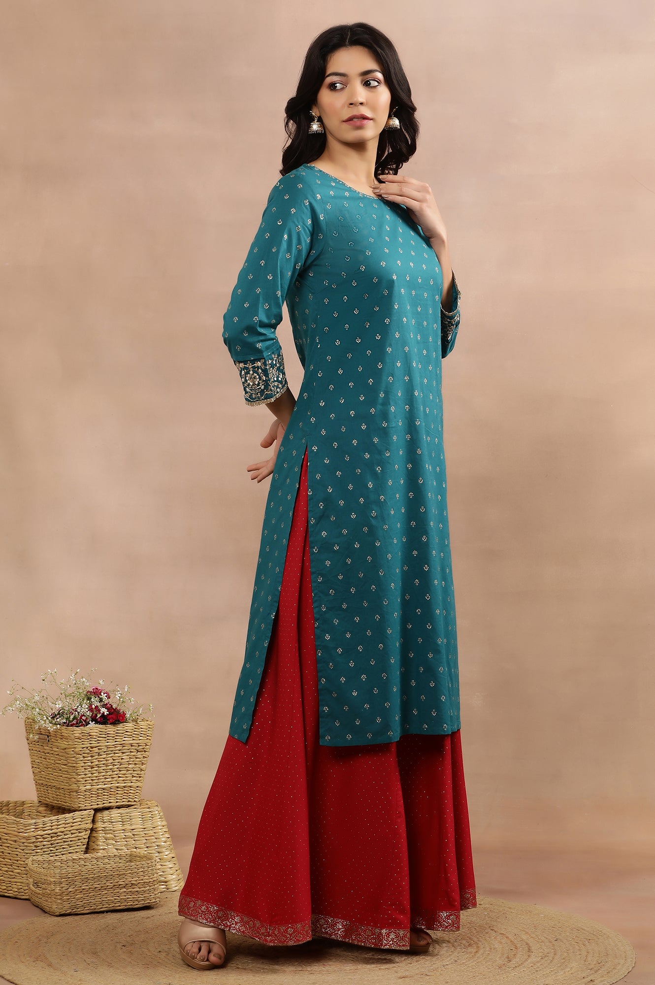 Blue Embellished Kurta And Glitter Printed Culottes