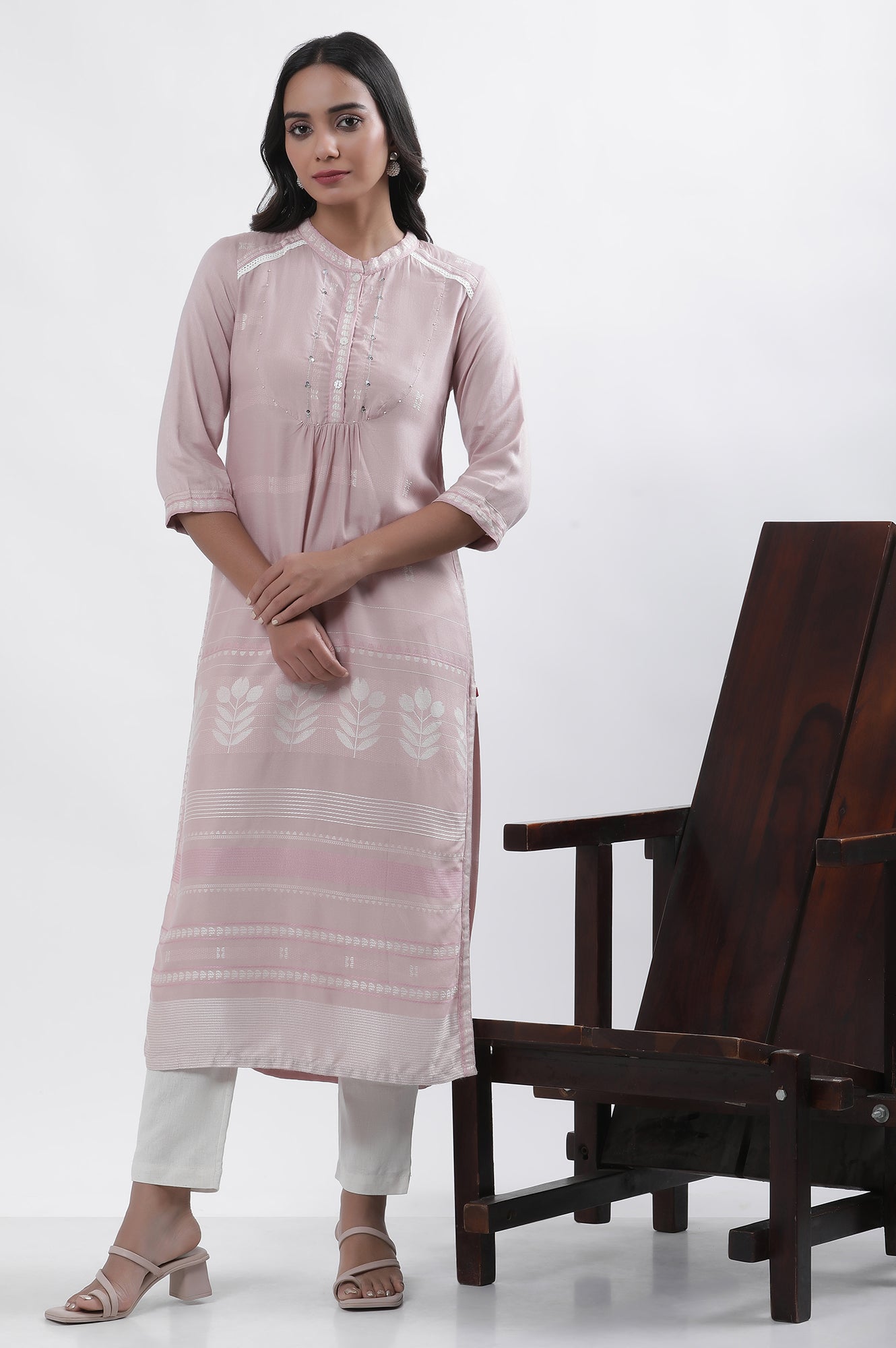 Lilac Printed Kurta And Pants Set