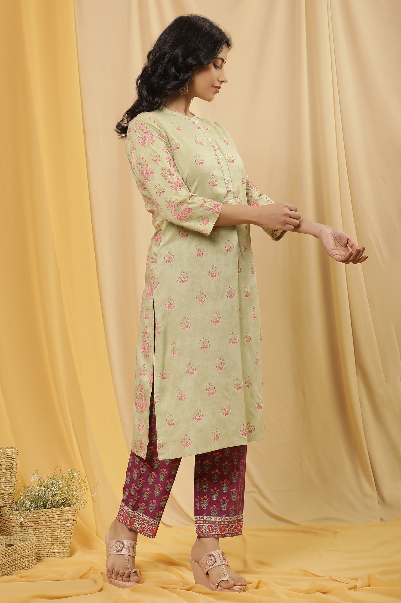 Green Printed Straight Kurta And Purple Pants Set