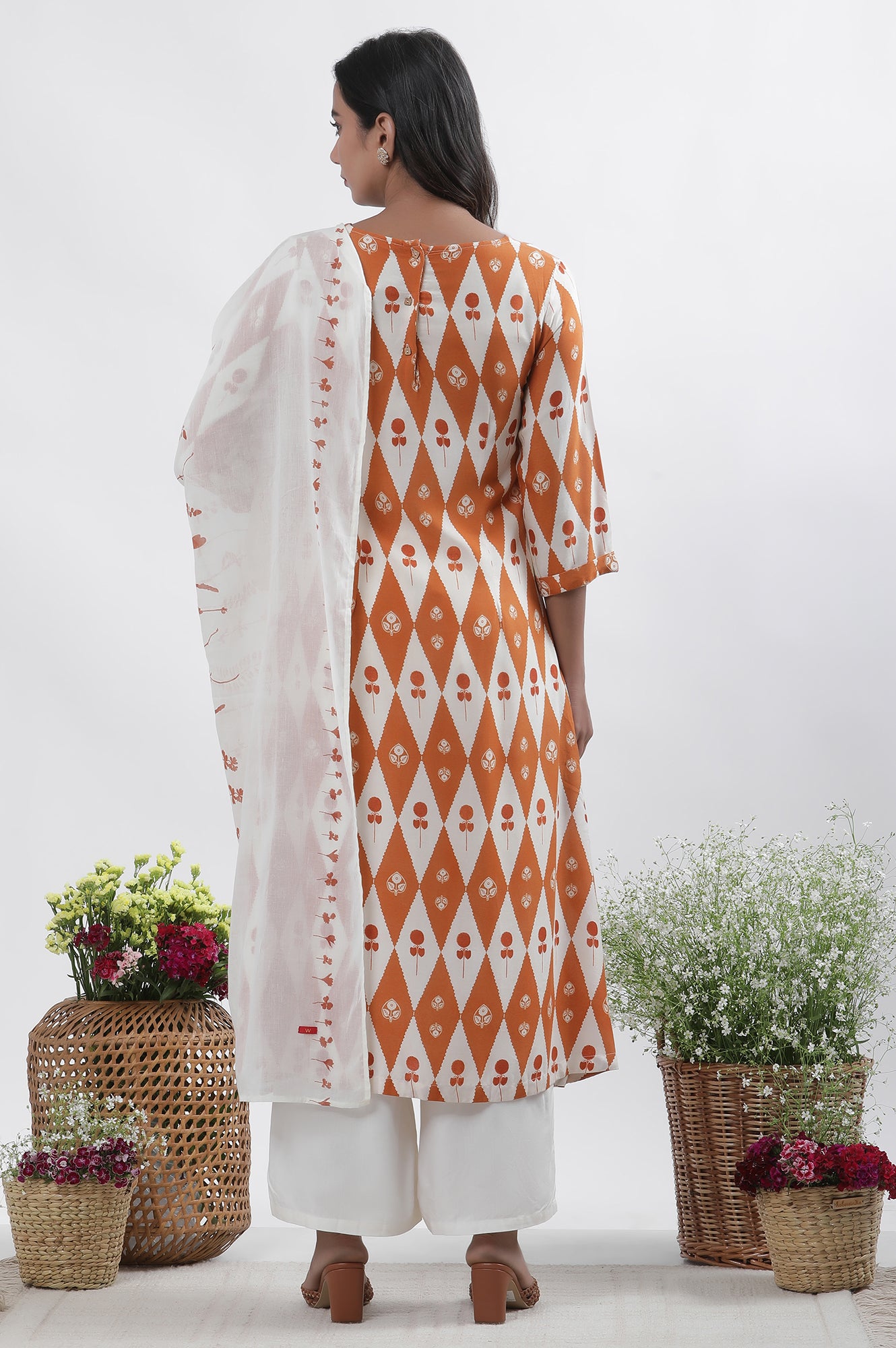 Orange &amp; White Printed Kurta, Pants And Dupatta Set