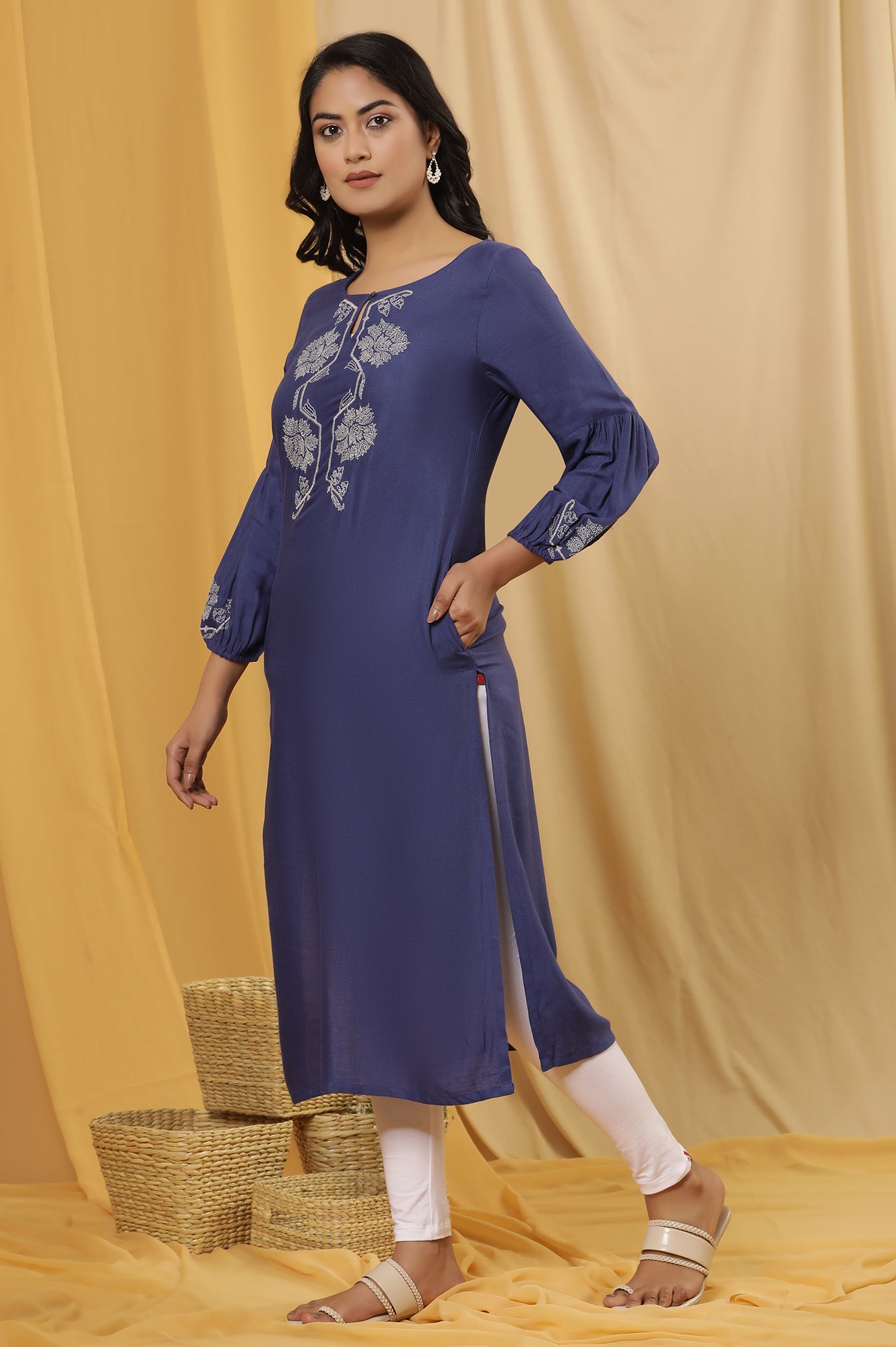 Blue Embroidered Kurta And Tights Set