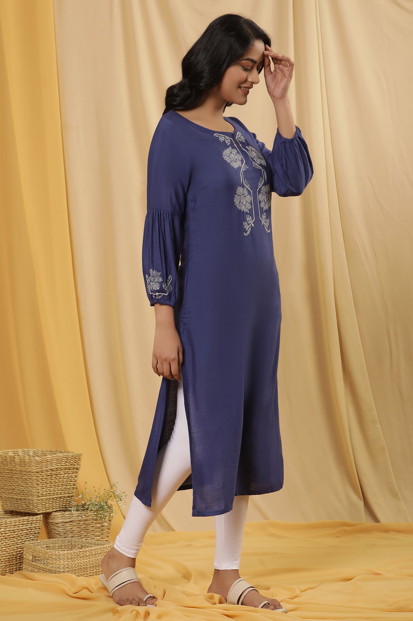 Blue Embroidered Kurta And Tights Set