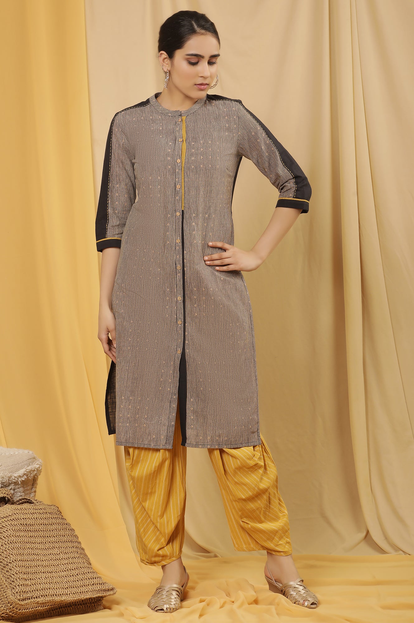 Black And Beige Printed Kurta And Tucked Carrot Pants Set