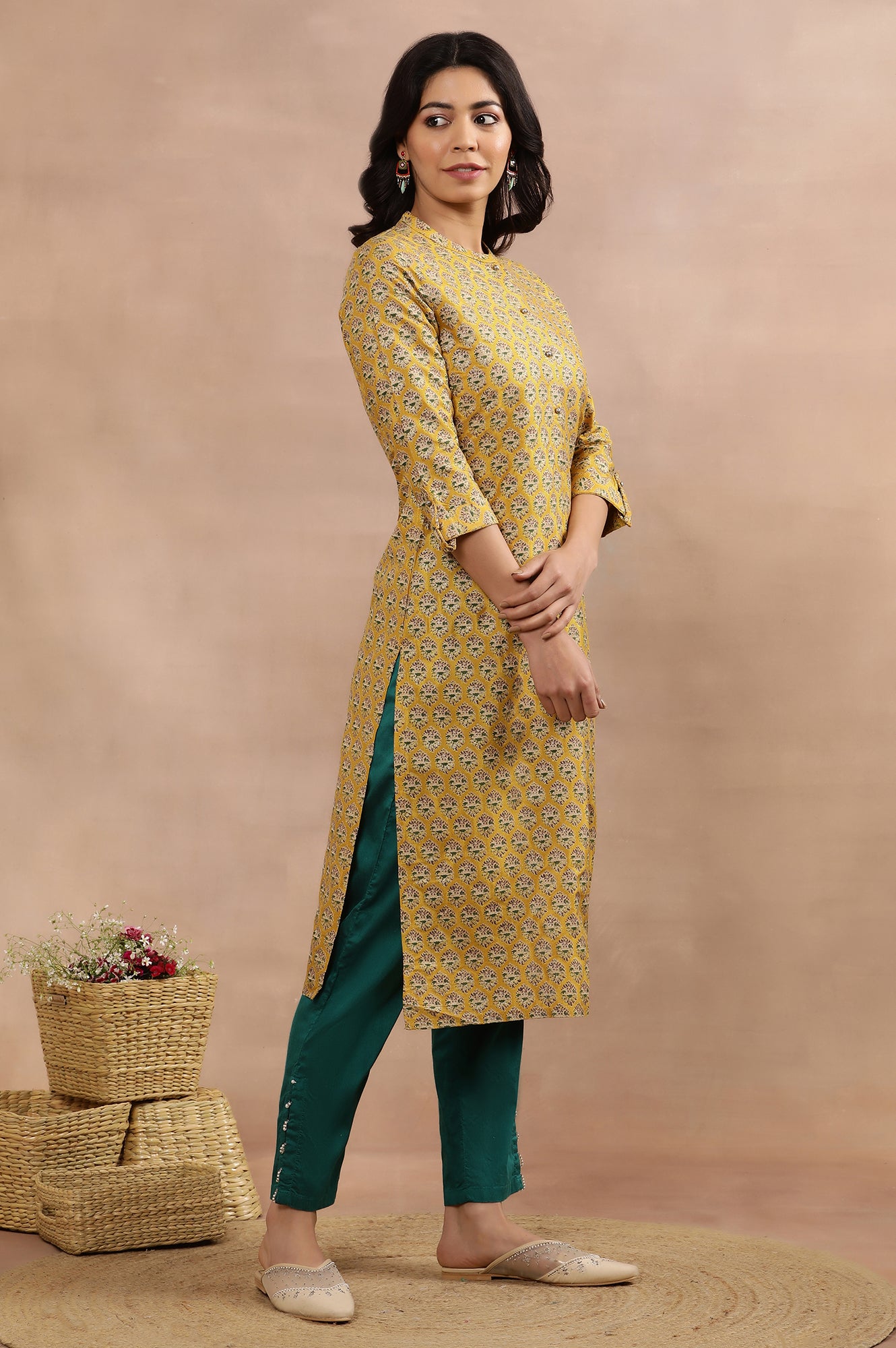 Mustard Glitter Printed Kurta And Slim Pants Set