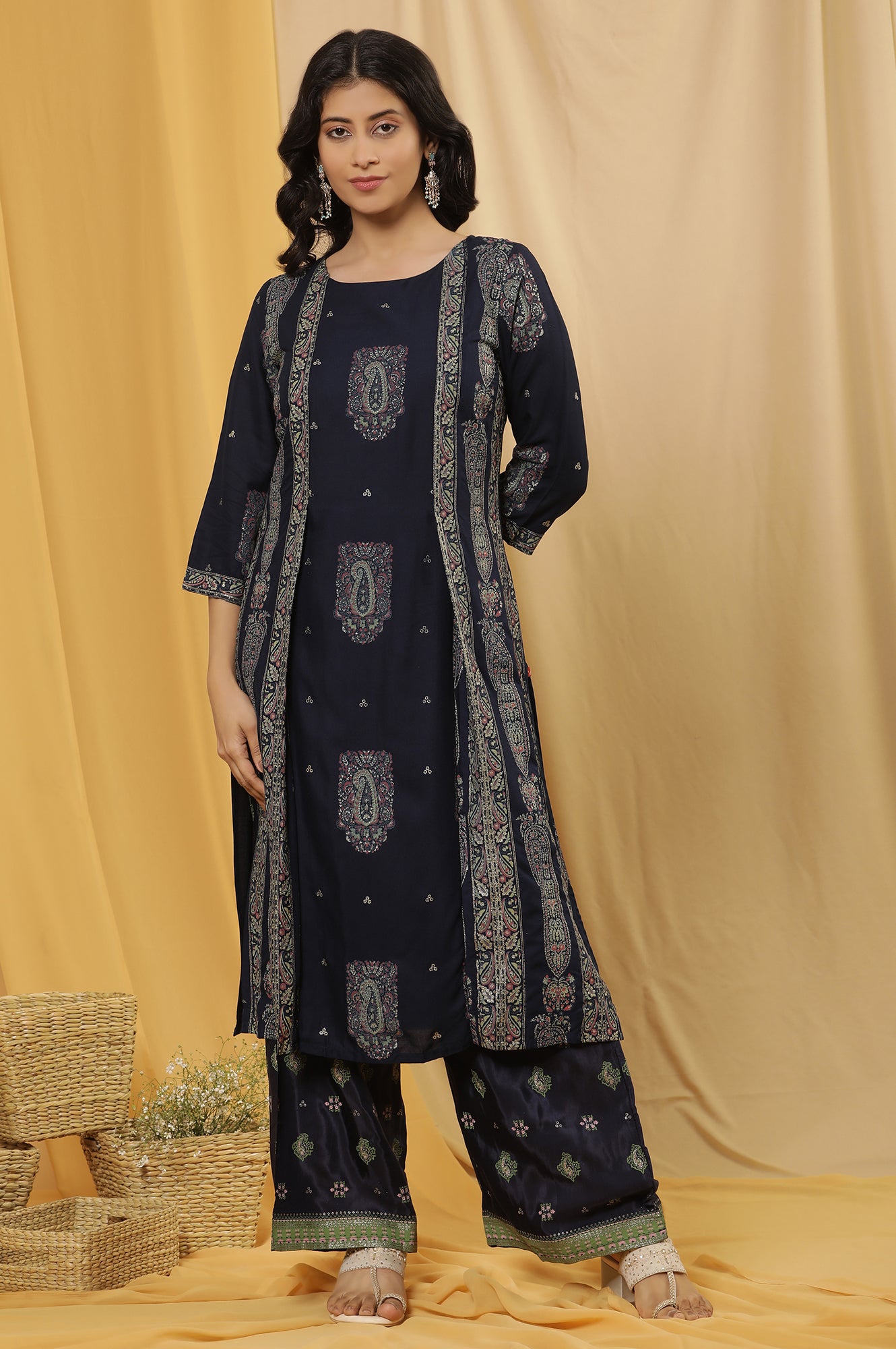 Blue Printed Festive Kurta And Parallel Pants Set