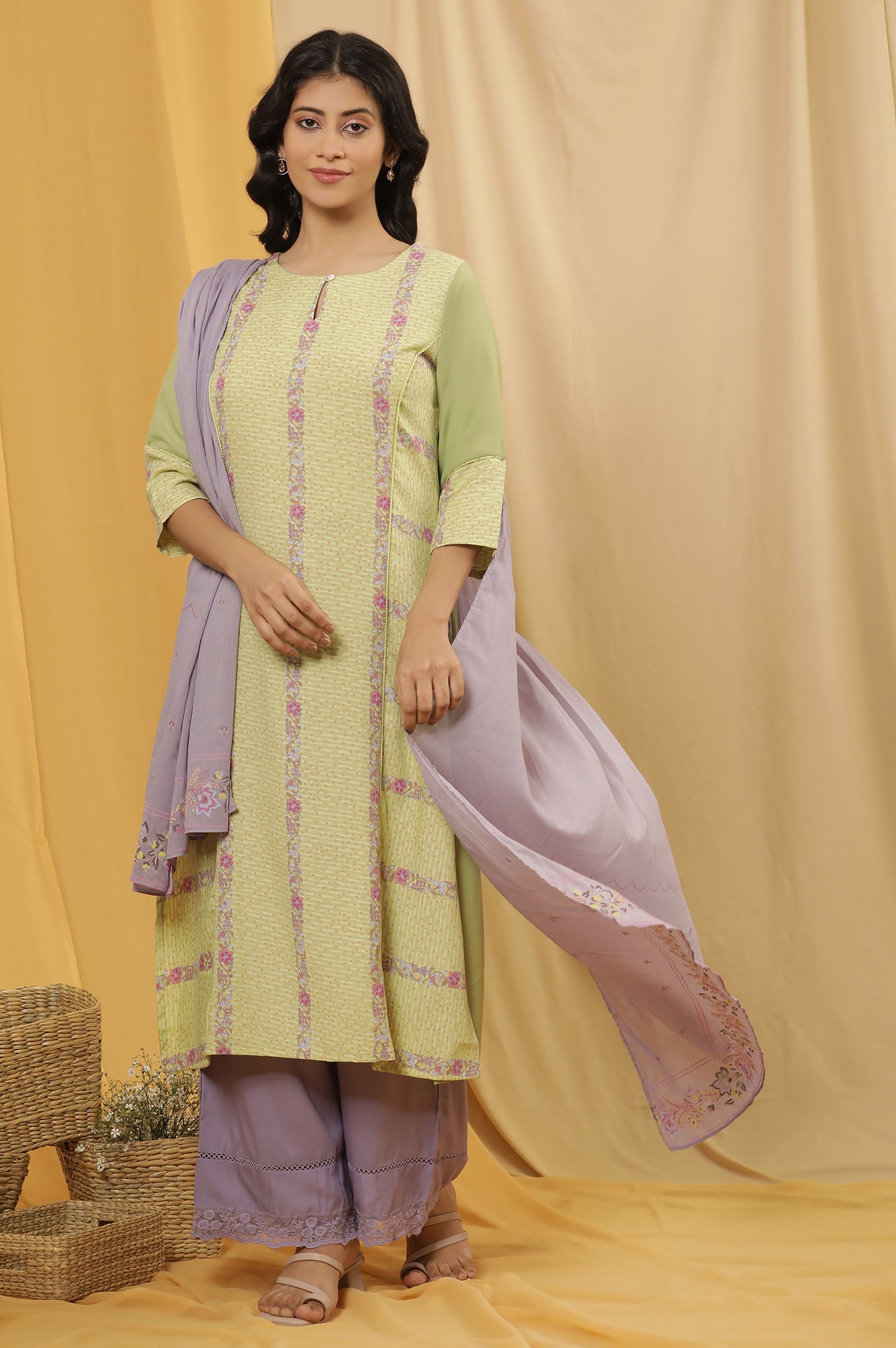 Green Printed Summer Kurta, Parallel Pants And Dupatta Set