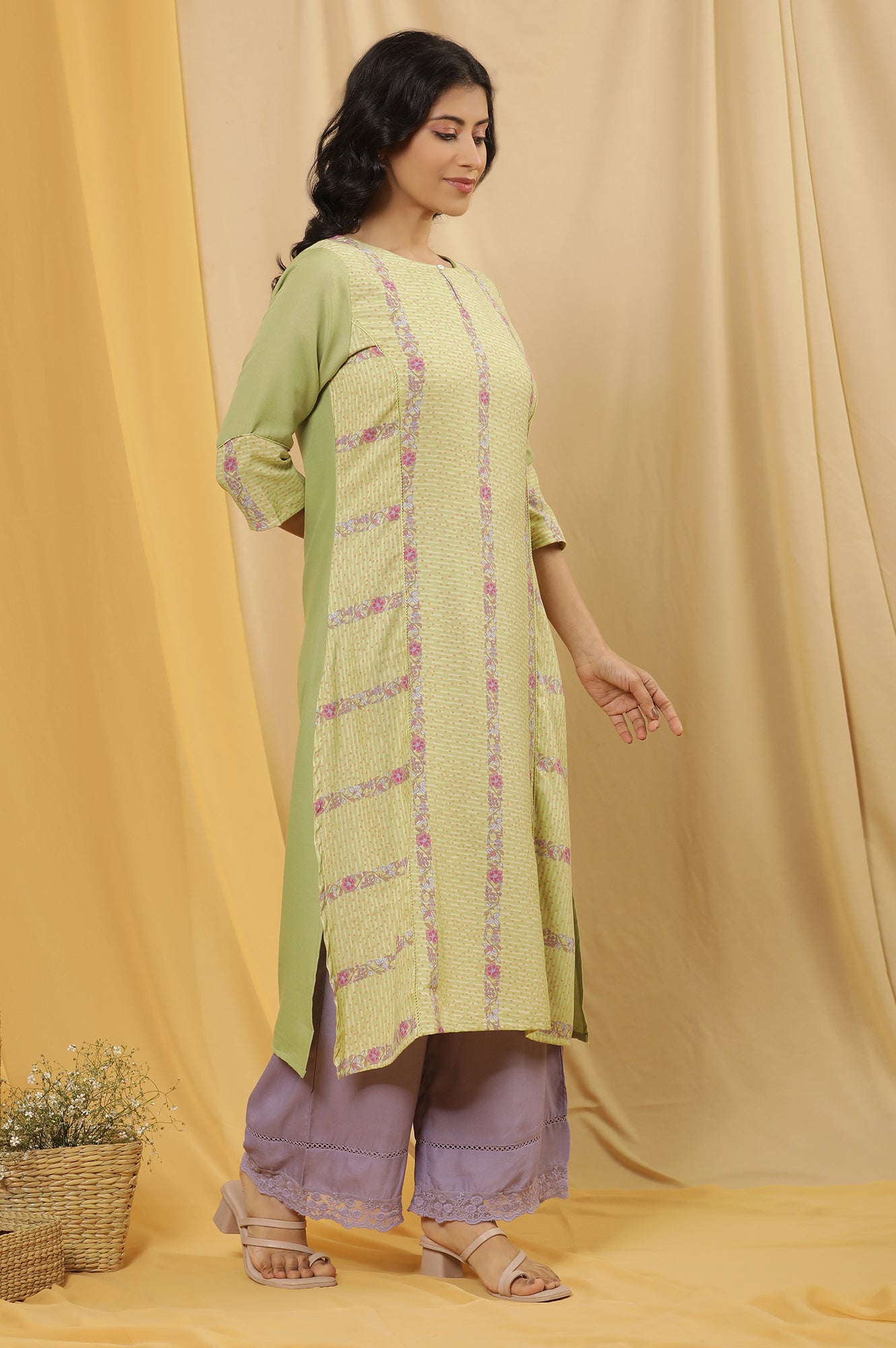 Green Printed Summer Kurta, Parallel Pants And Dupatta Set