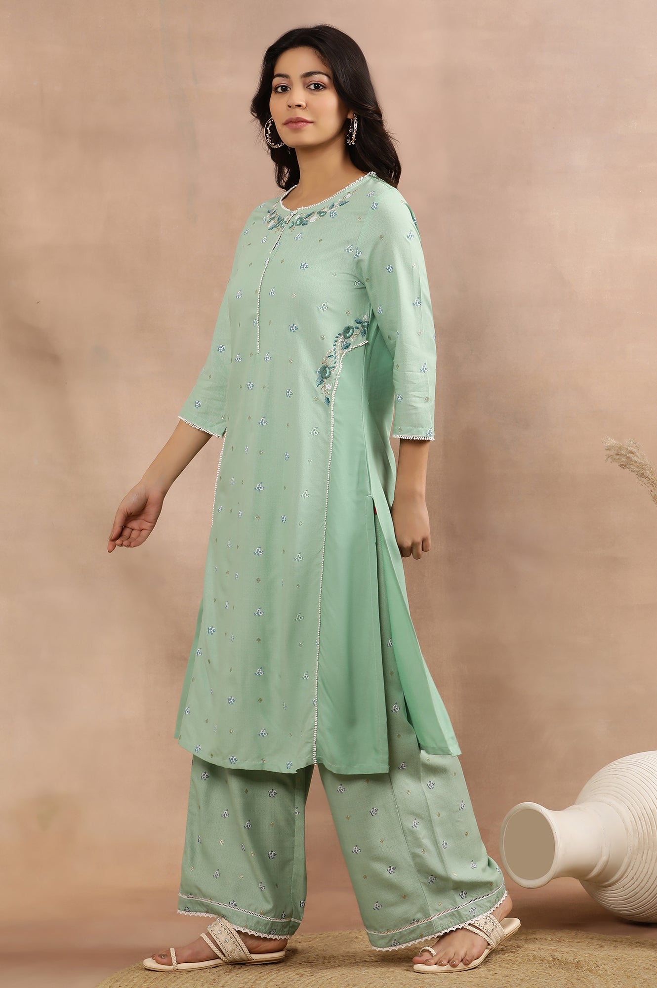 Green Embroidered Kurta, Pants And Kota Dupatta Set