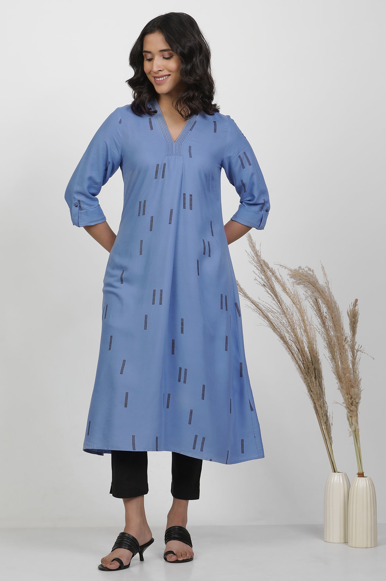 Blue V-Neck Printed Kurta And Trousers Set