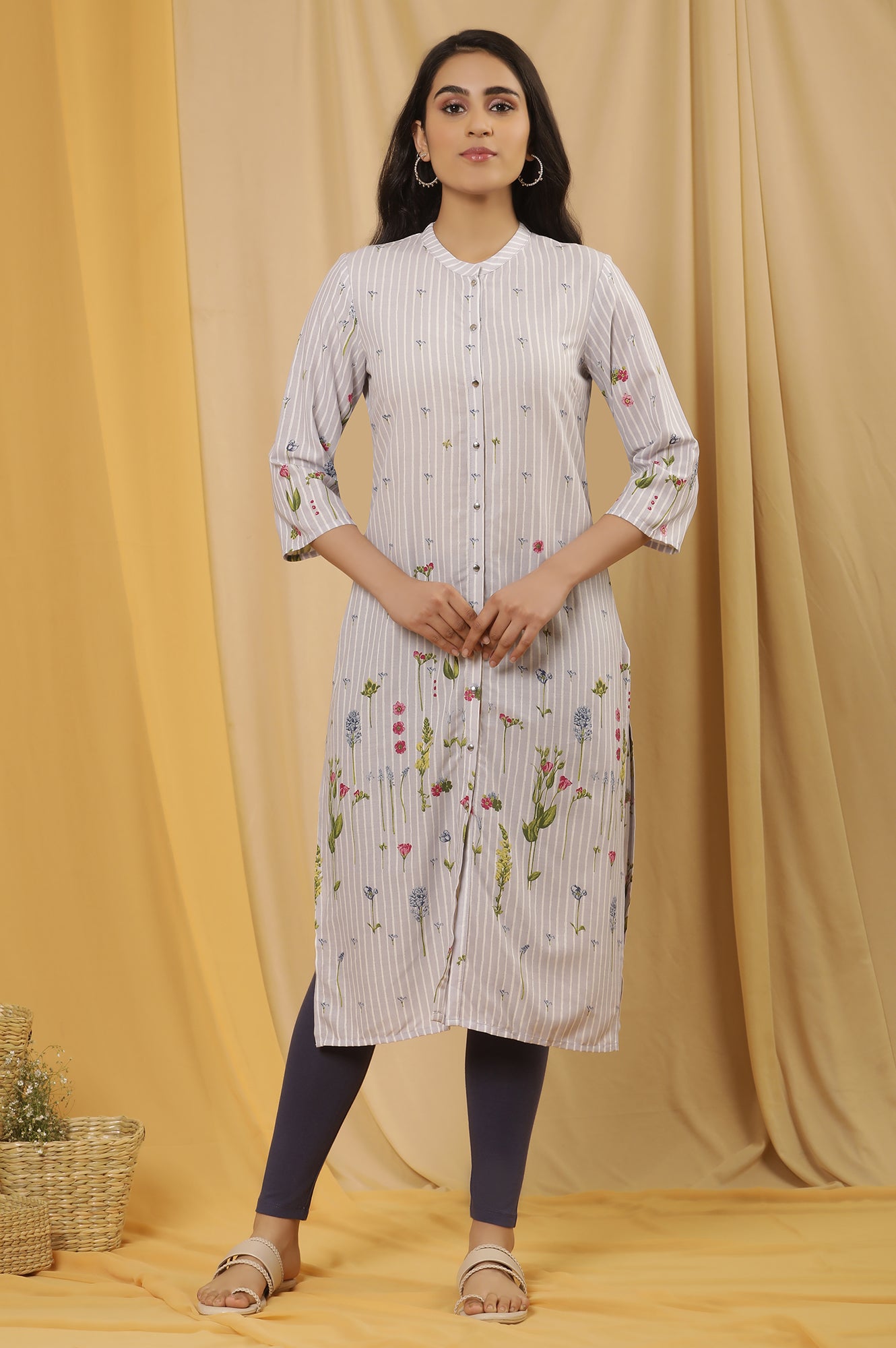 Blue Floral Printed Kurta And Tights Set