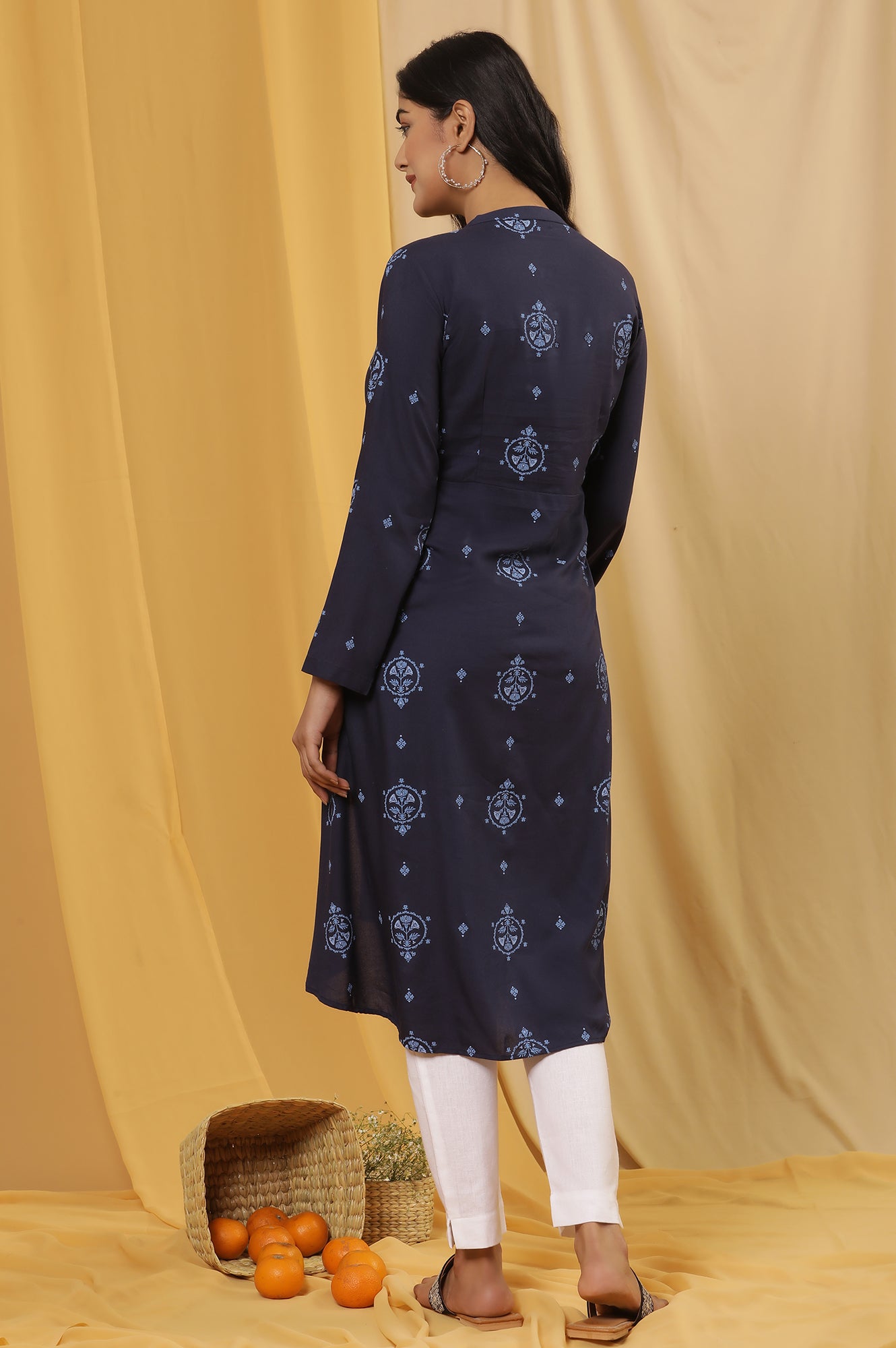 Navy Blue Printed High Low Kurta And Pants Set