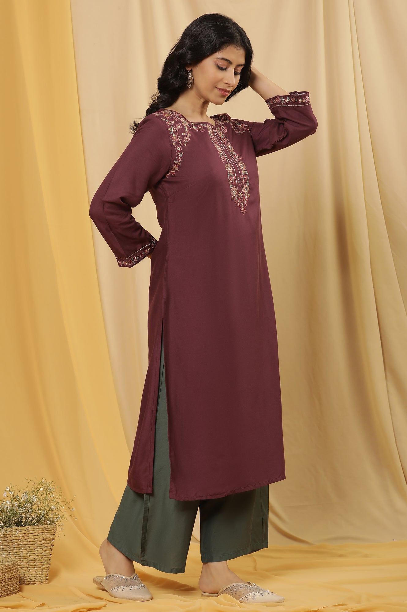 Purple Embroidered Kurta And Pants Set