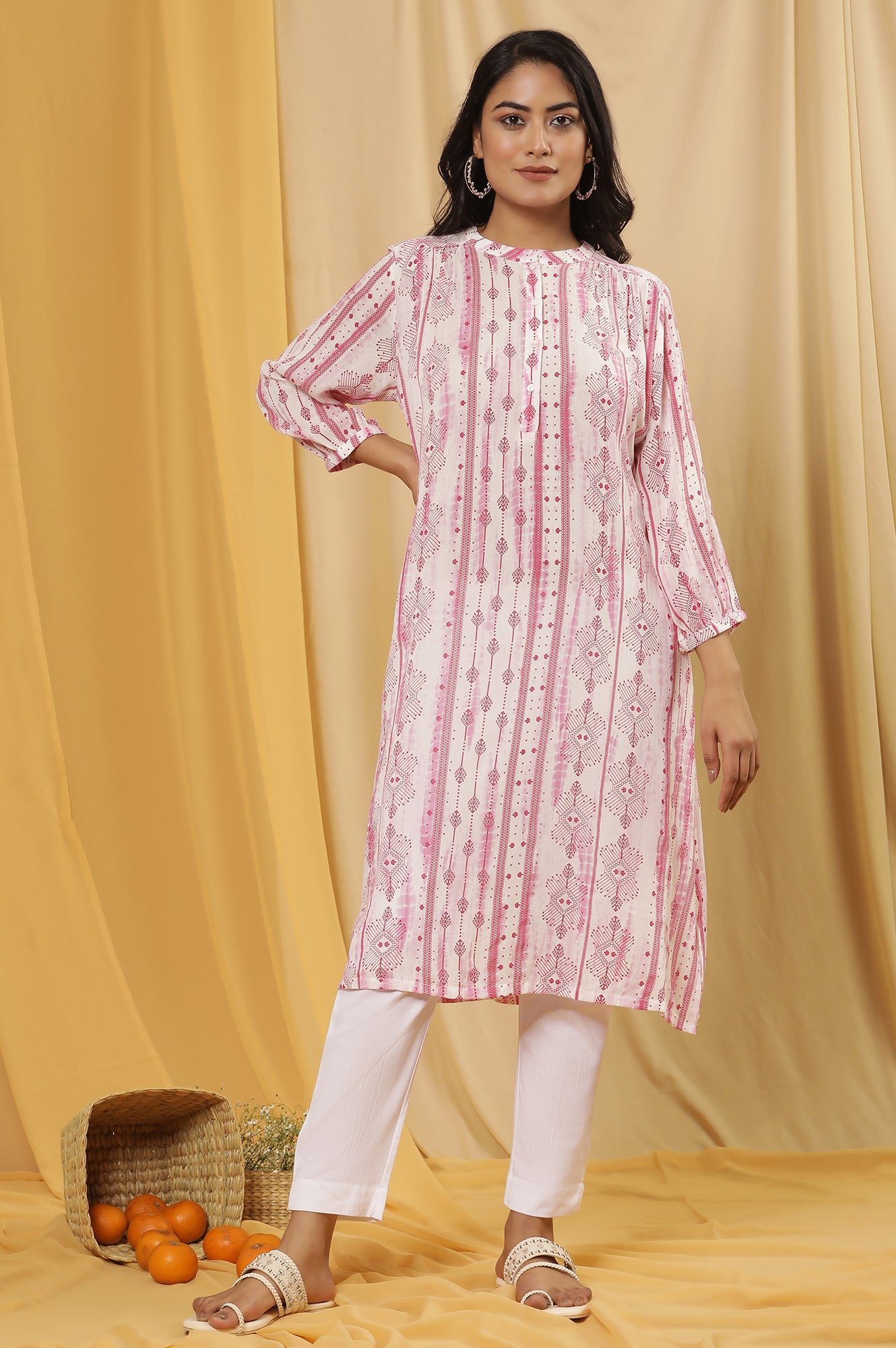 White And Pink Printed Kurta And Pants Set