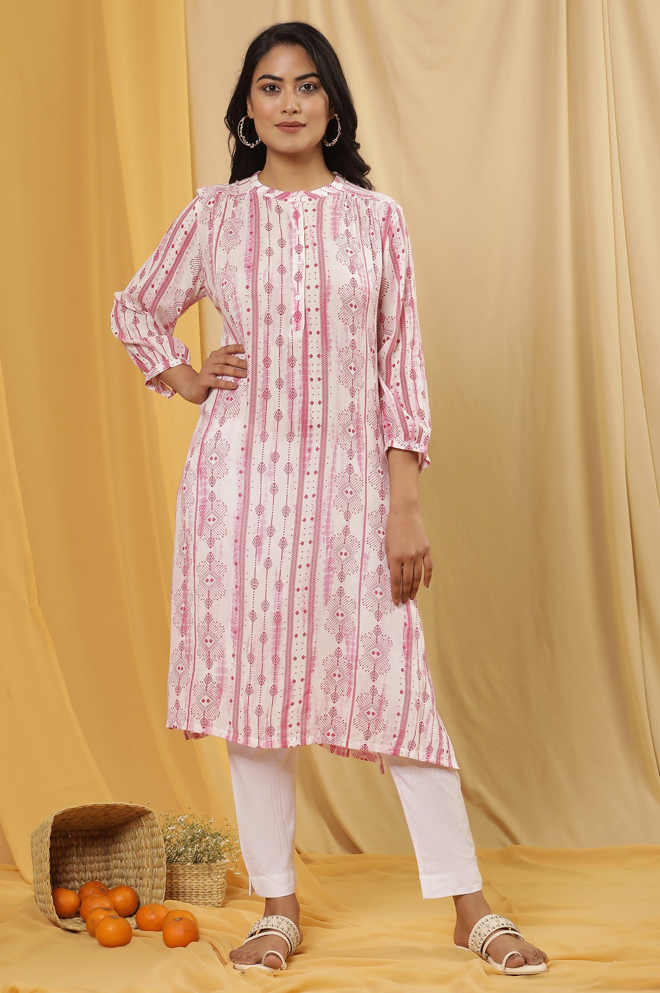 White And Pink Printed Kurta And Pants Set