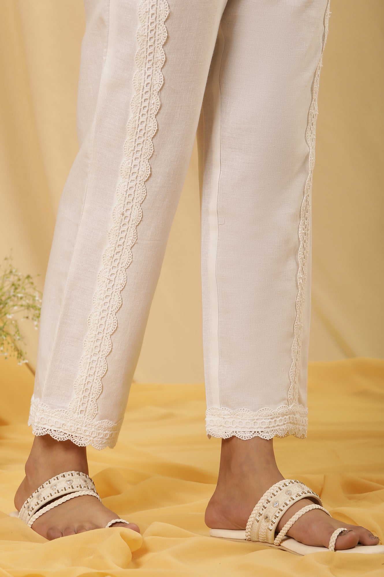 White Kantha Printed Kurta And Lace Straight Pants