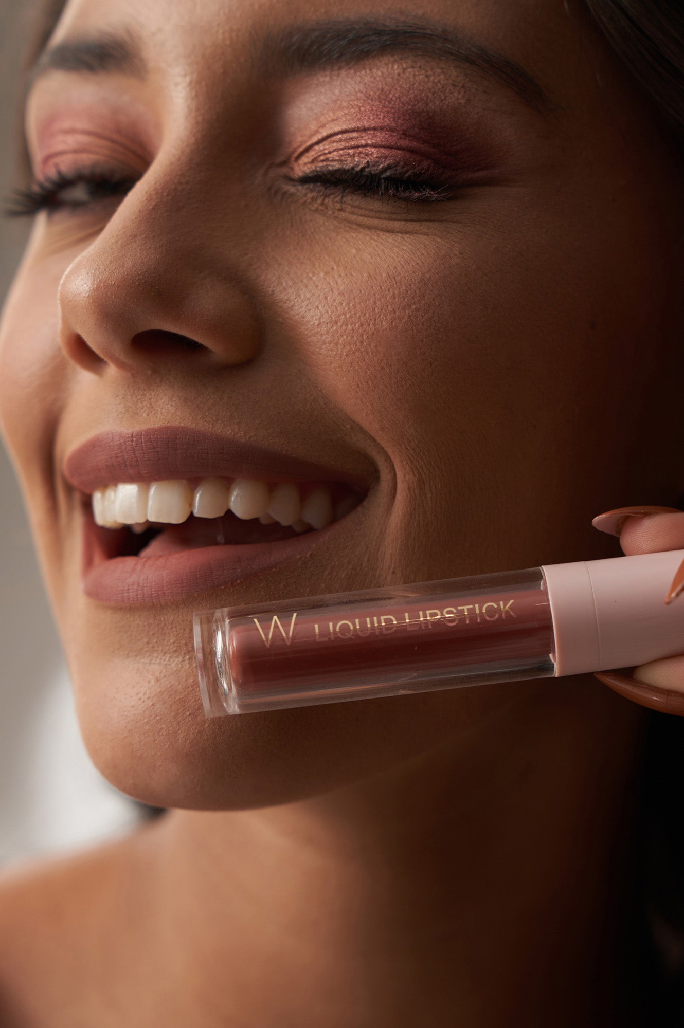 W Vita Enriched Liquid Lipstick Lipstick - A Muse Me