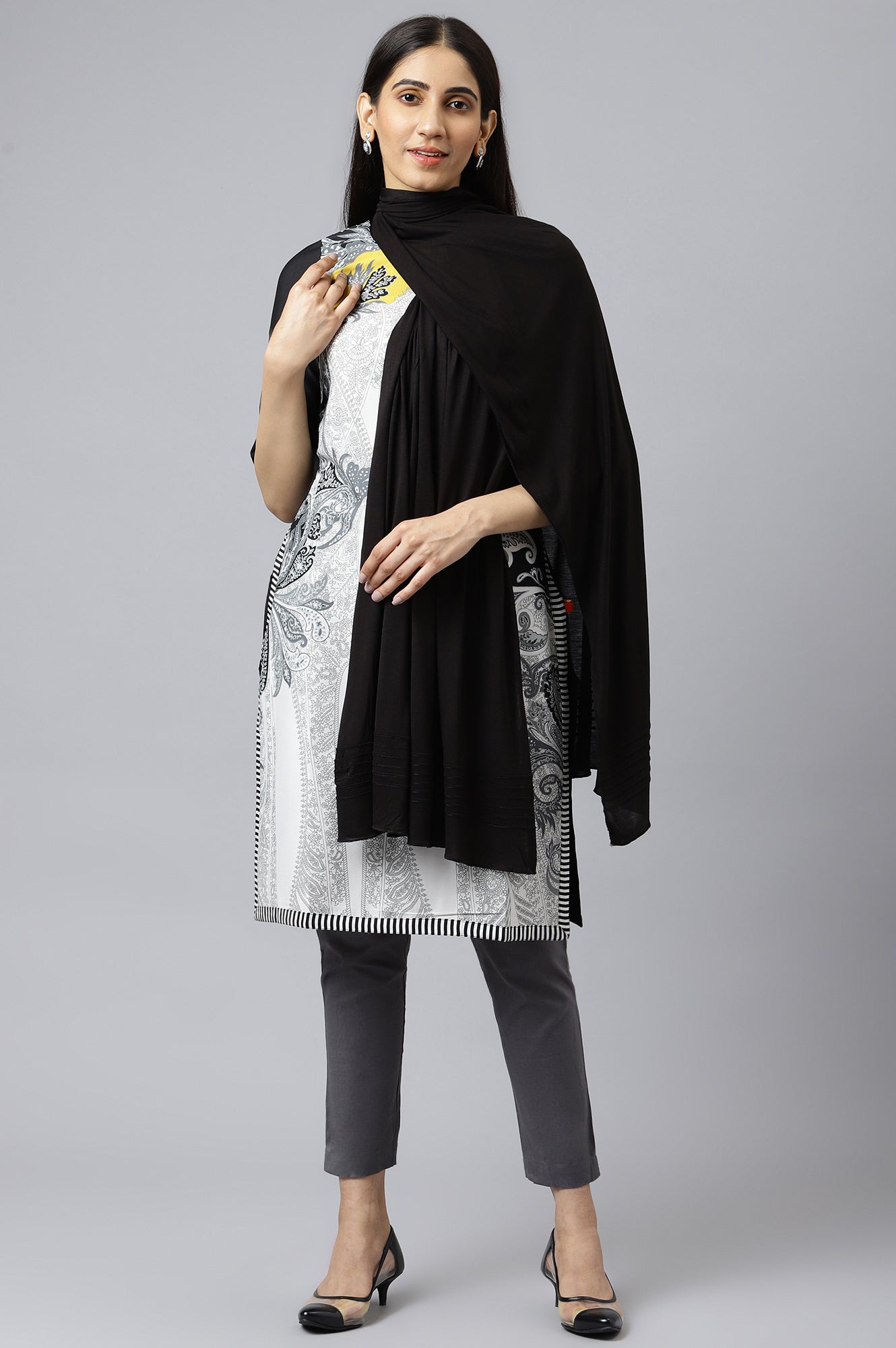 Black Pintuck Dupatta