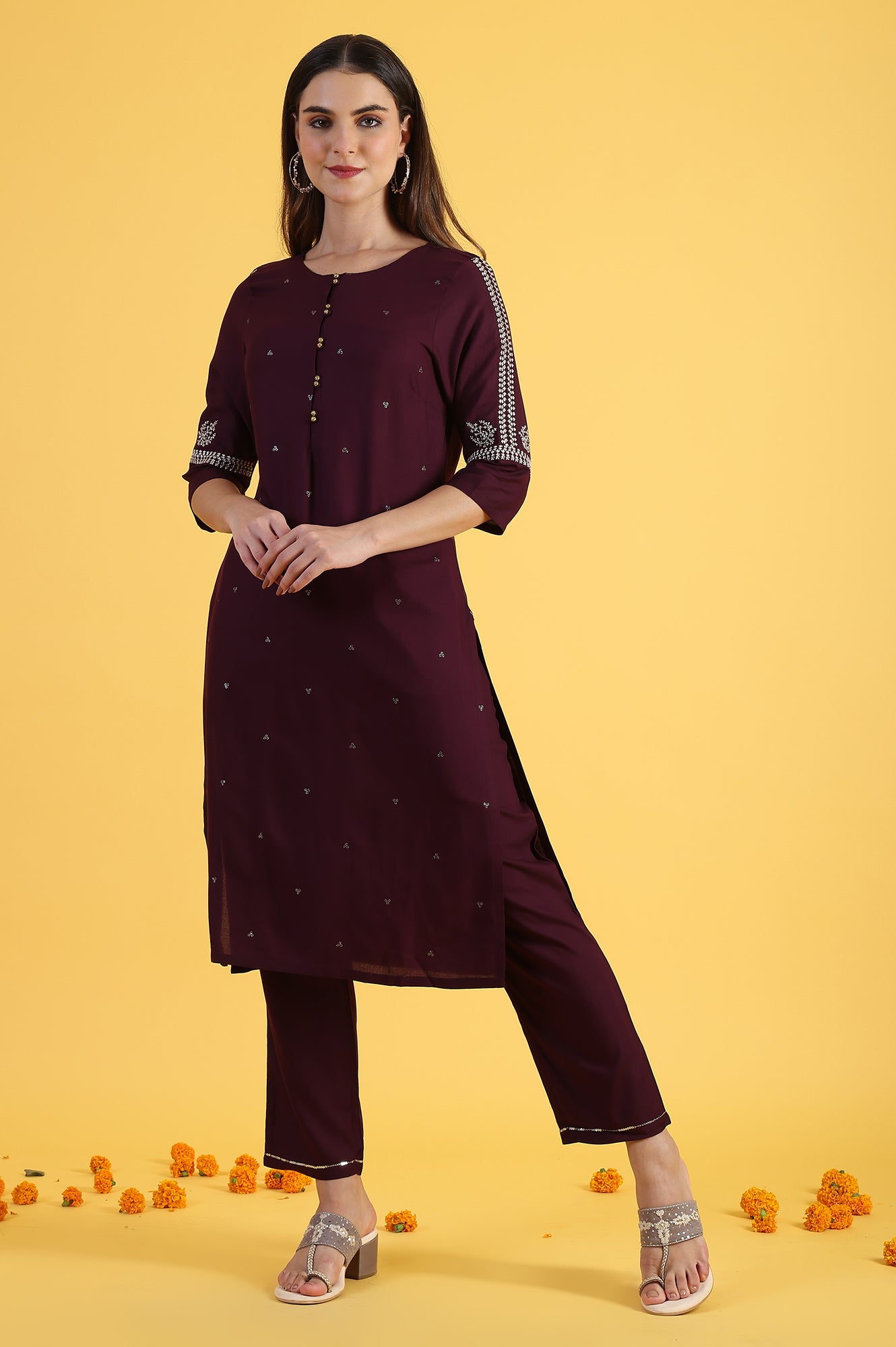 Purple Embroidered Straight Kurta in Round Neck