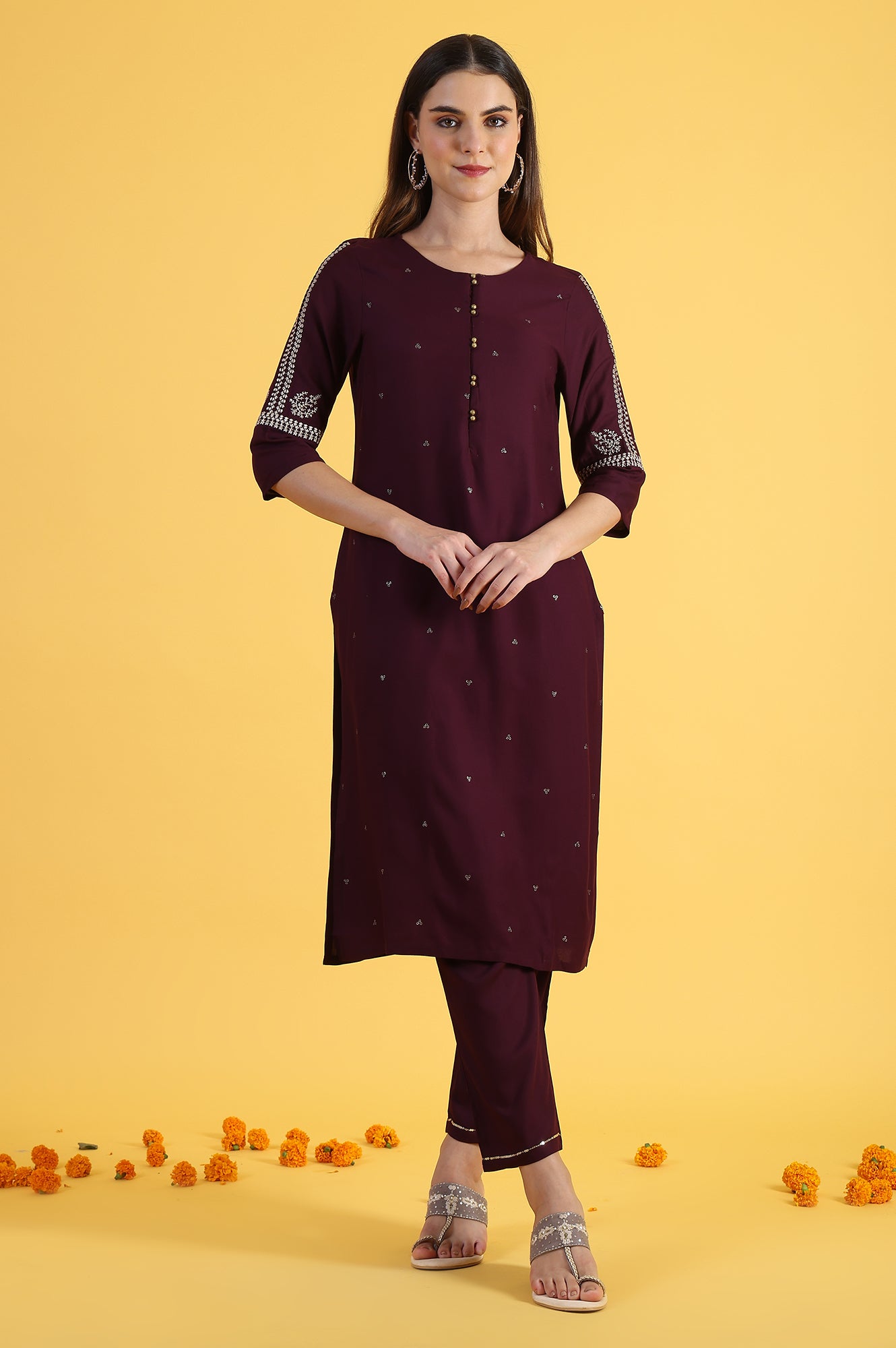 Purple Embroidered Straight Kurta in Round Neck