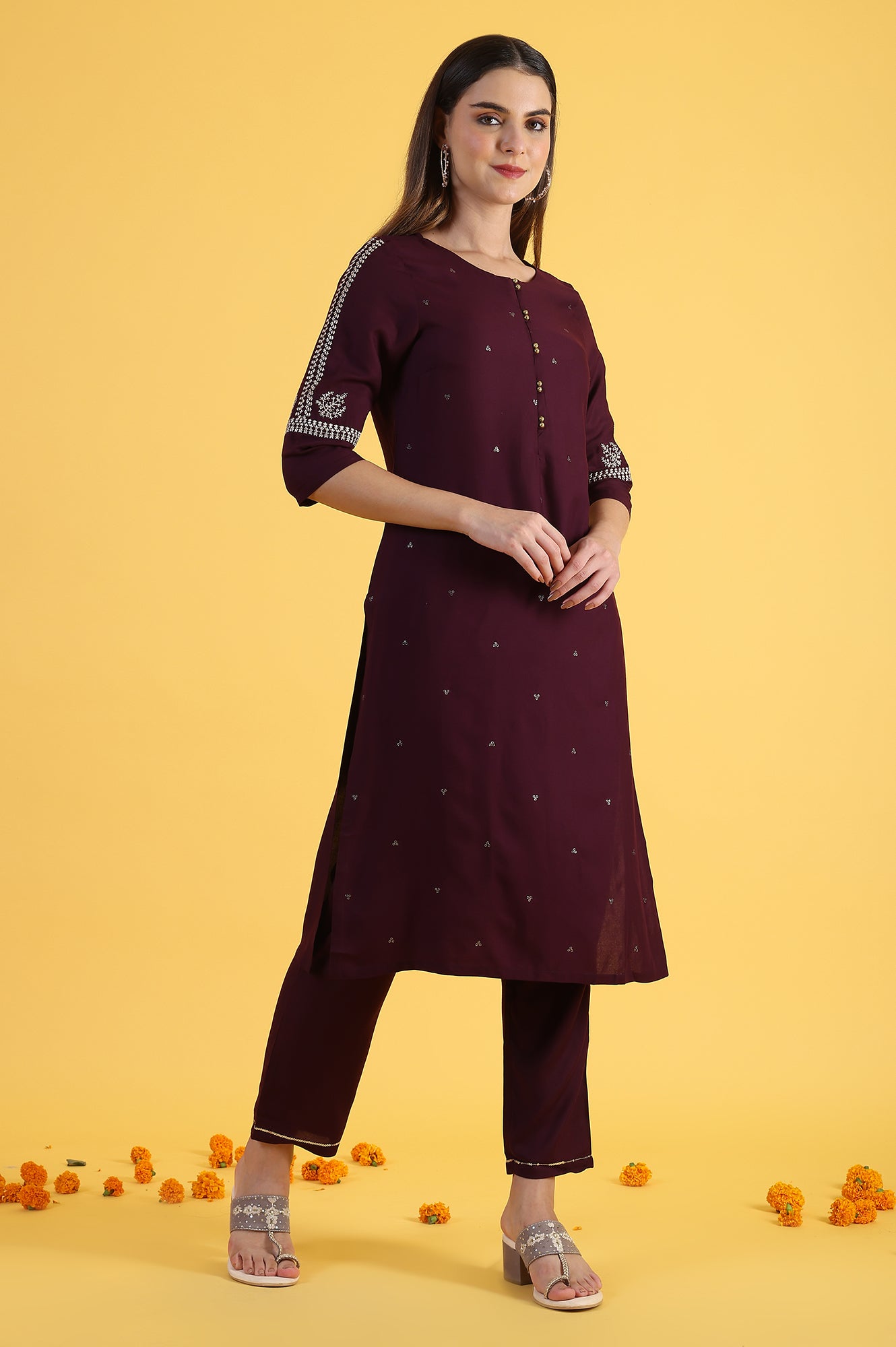 Purple Embroidered Straight Kurta in Round Neck