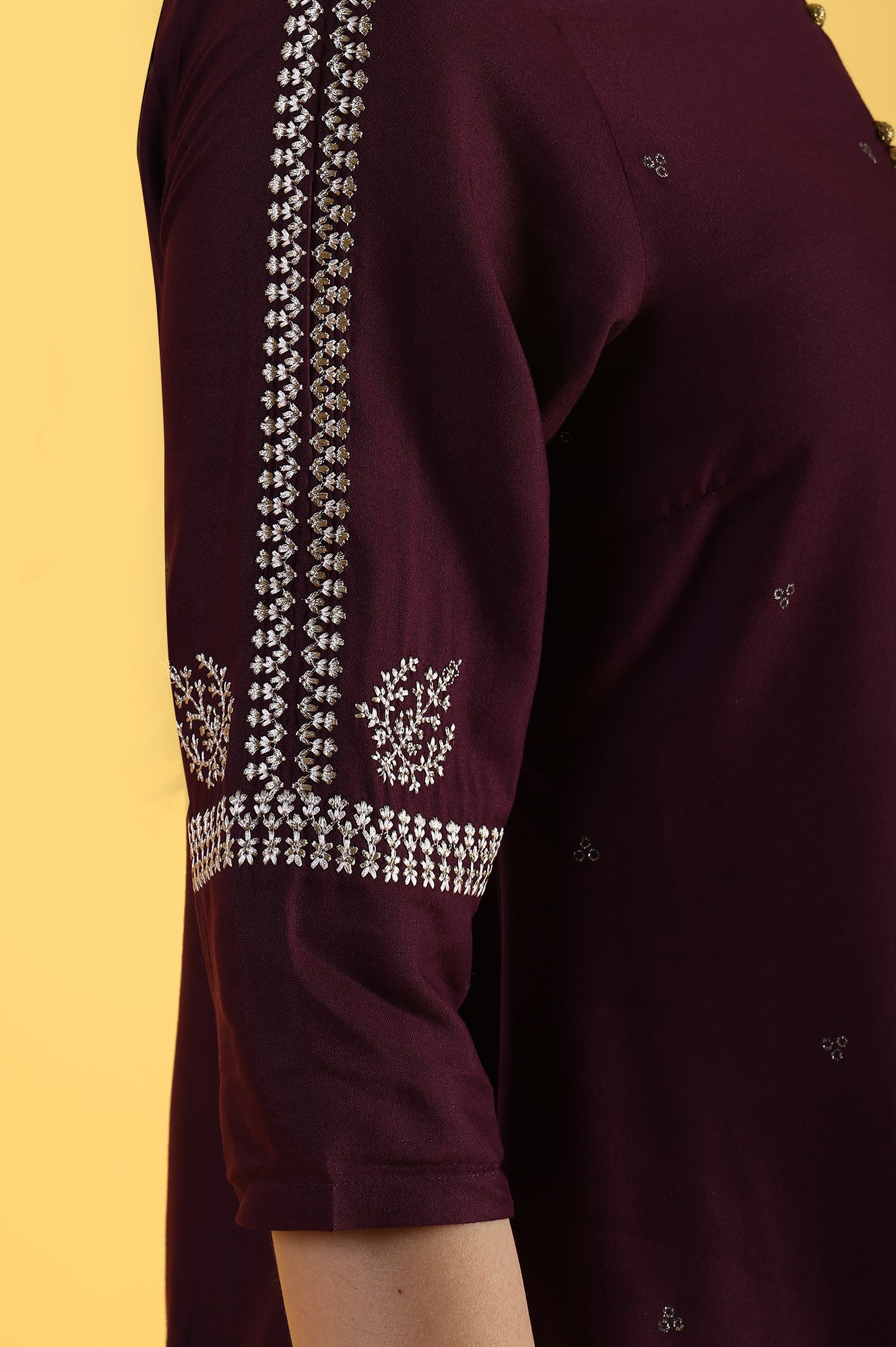 Purple Embroidered Straight Kurta in Round Neck