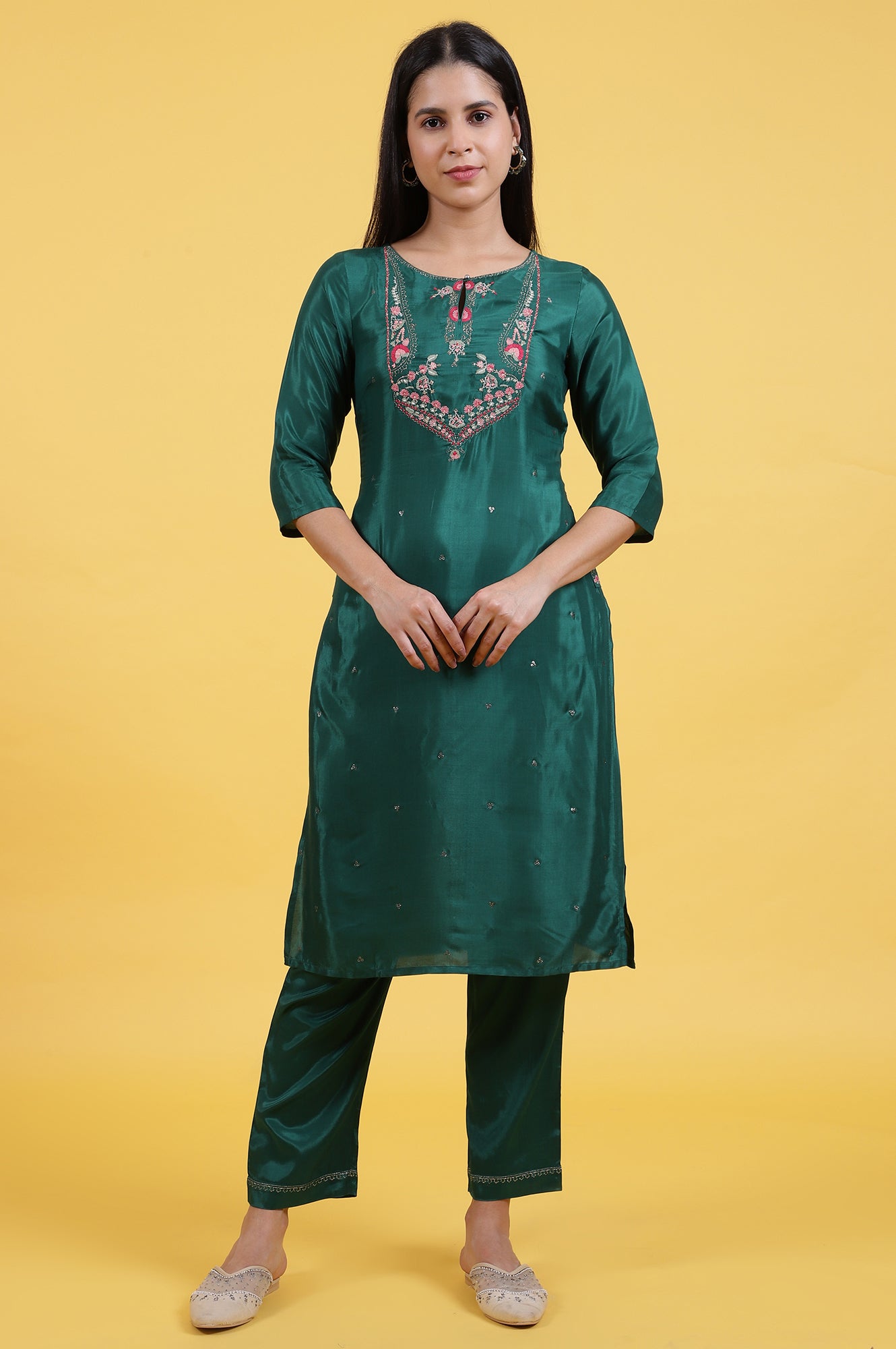 Green Thread Embroidered Straight Festive Kurta