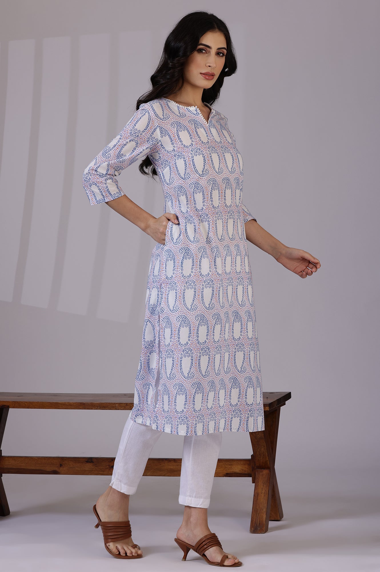 Off-White Floral Printed Pure Cotton Straight Kurta