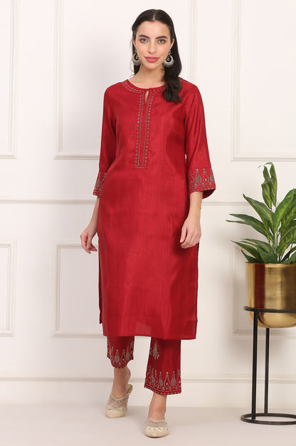 Red Mukaish Embellished Straight Kurta and Straight Pants Co-ord Set