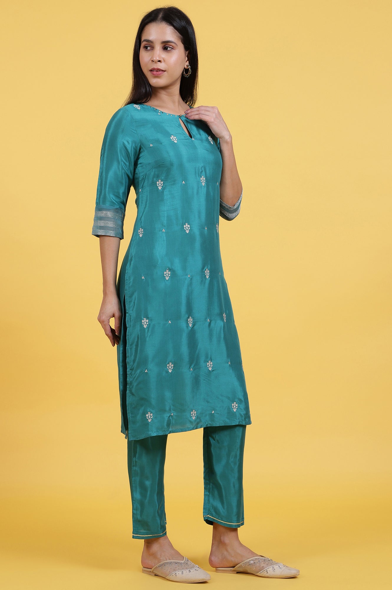 Blue Embroidered Rayon Straight Kurta and Straight Pants Set