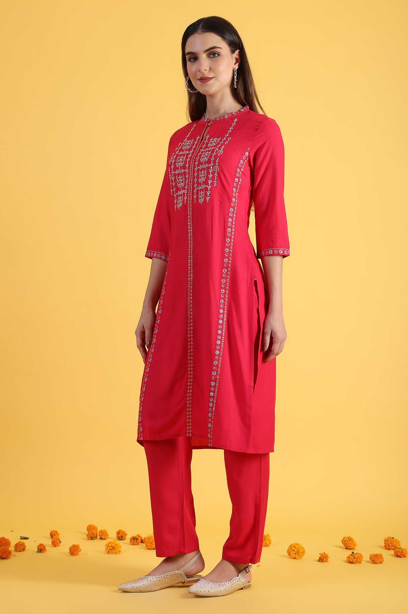 Pink Glitter Printed Embroidered Straight Kurta and Straight Pants Set