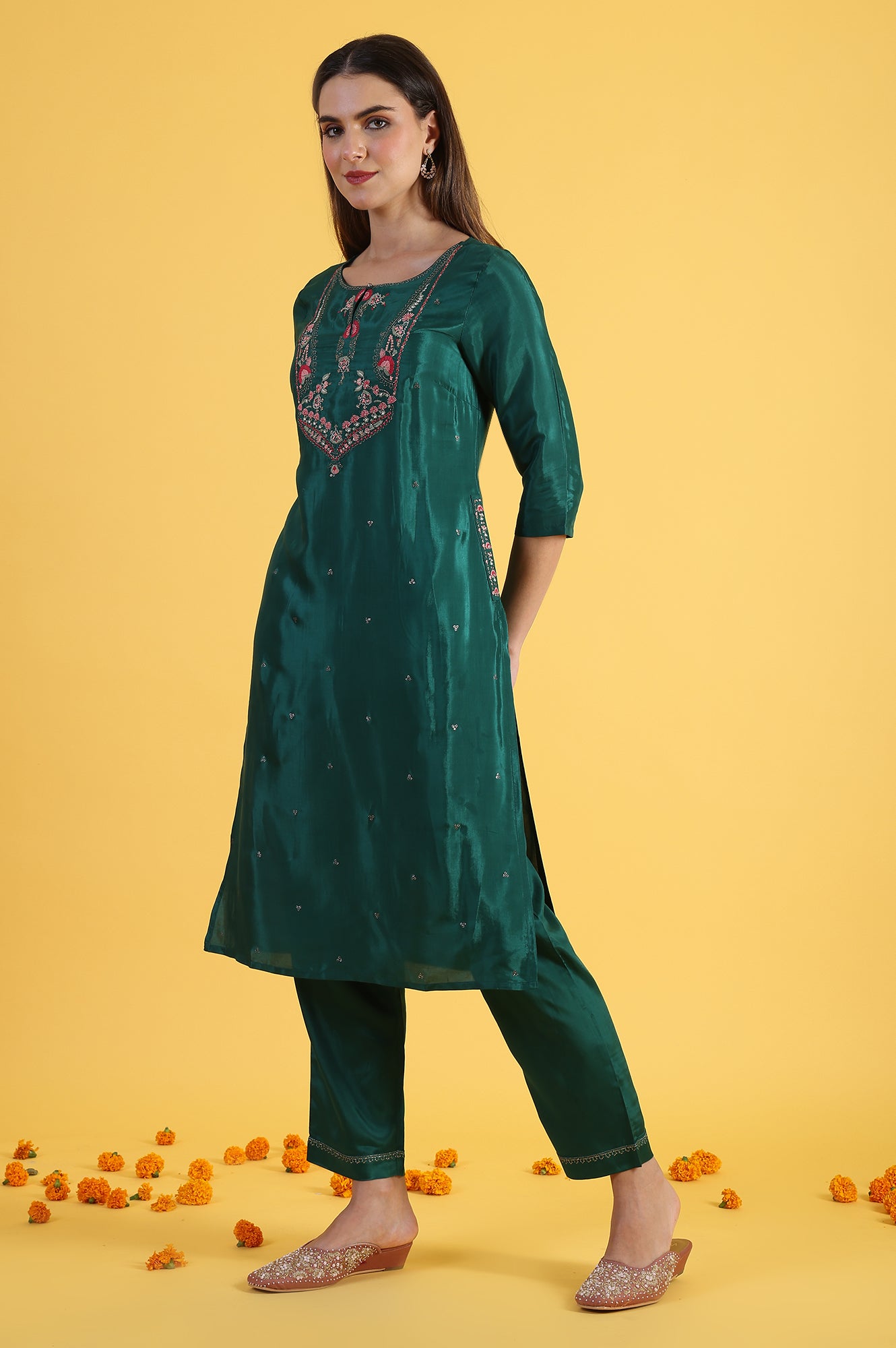 Green Thread Embroidered Straight Kurta and Pants Set with Dupatta 