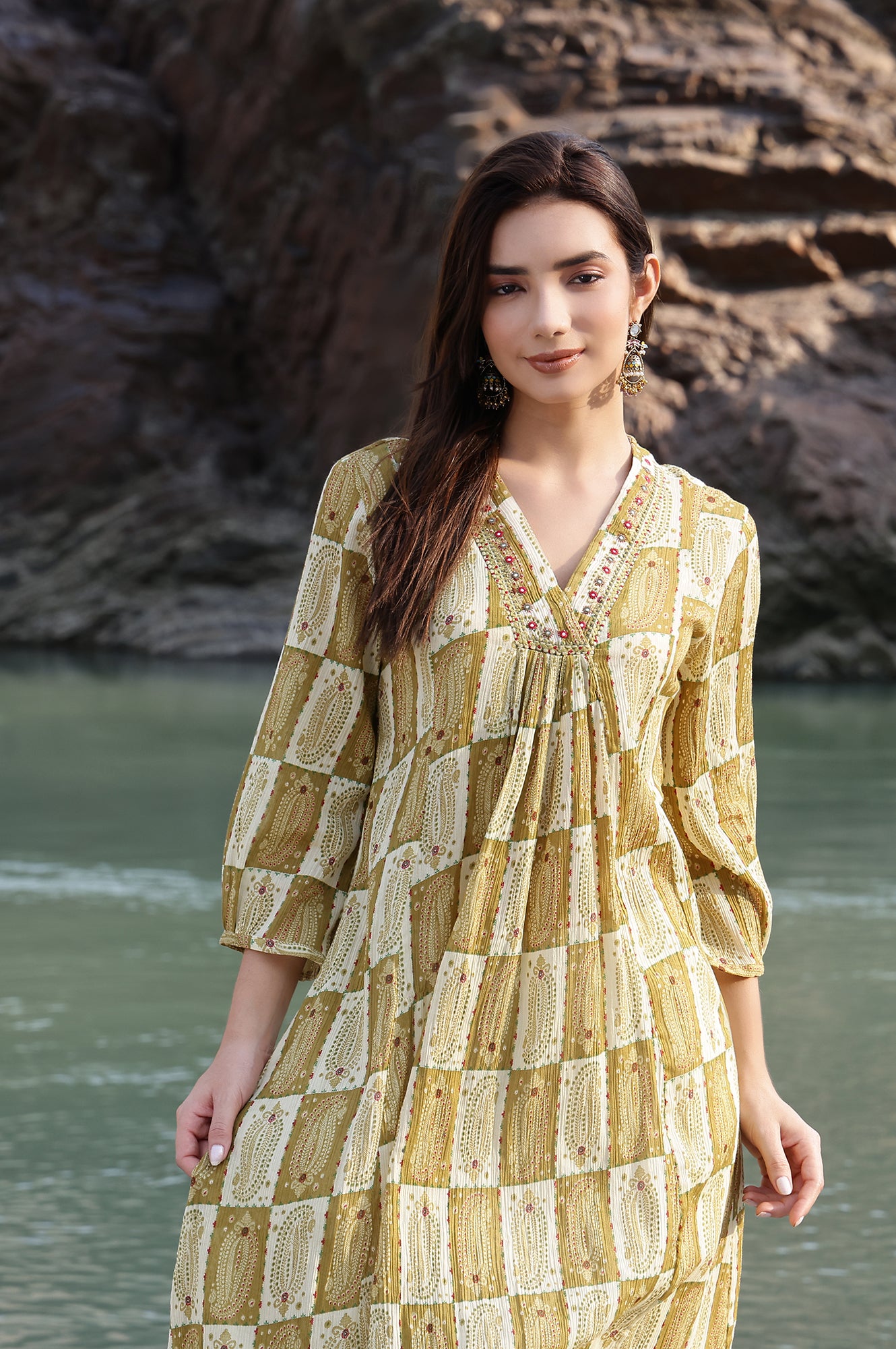 Women Ethnic Motifs Printed Flared Sleeves Mirror Work Kurta